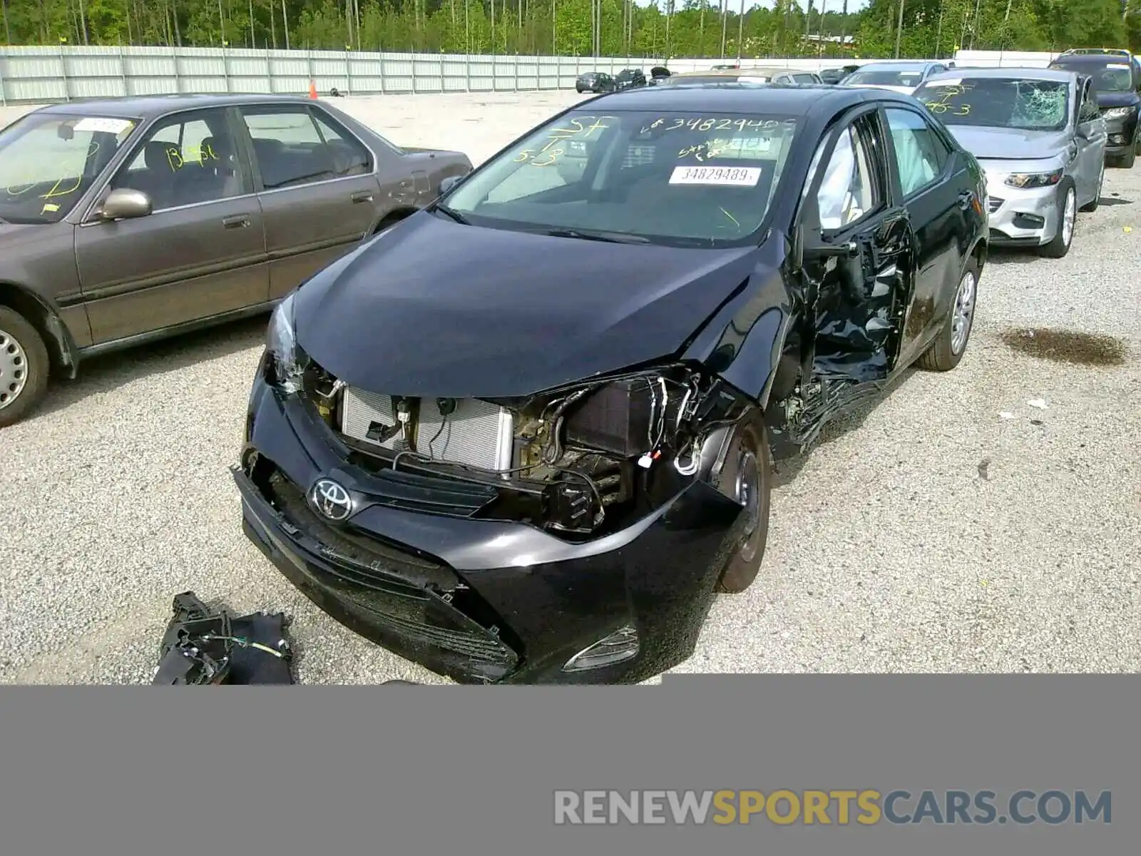 2 Photograph of a damaged car 5YFBURHE1KP929852 TOYOTA COROLLA 2019