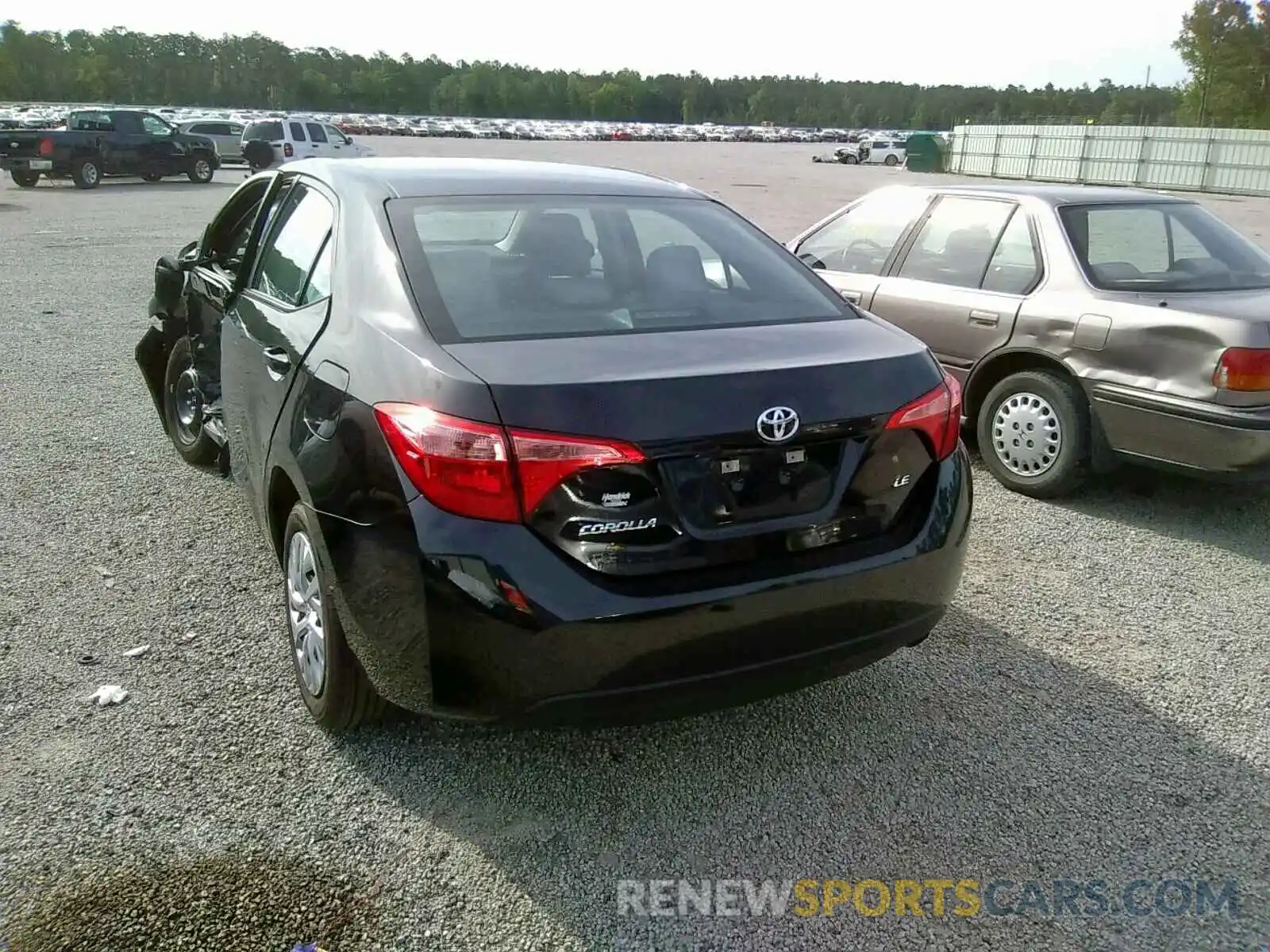 3 Photograph of a damaged car 5YFBURHE1KP929852 TOYOTA COROLLA 2019