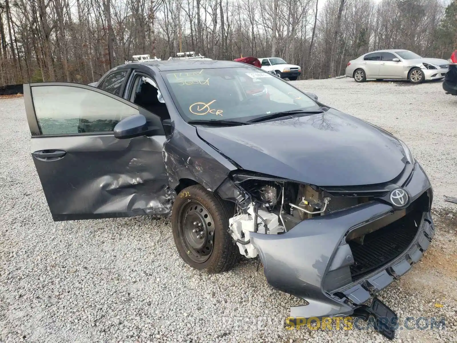 1 Photograph of a damaged car 5YFBURHE1KP930029 TOYOTA COROLLA 2019