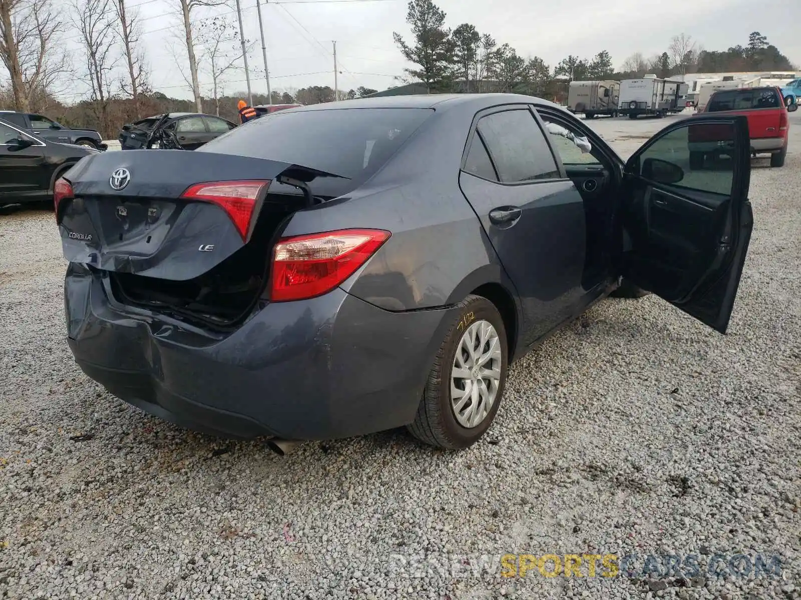 4 Photograph of a damaged car 5YFBURHE1KP930029 TOYOTA COROLLA 2019