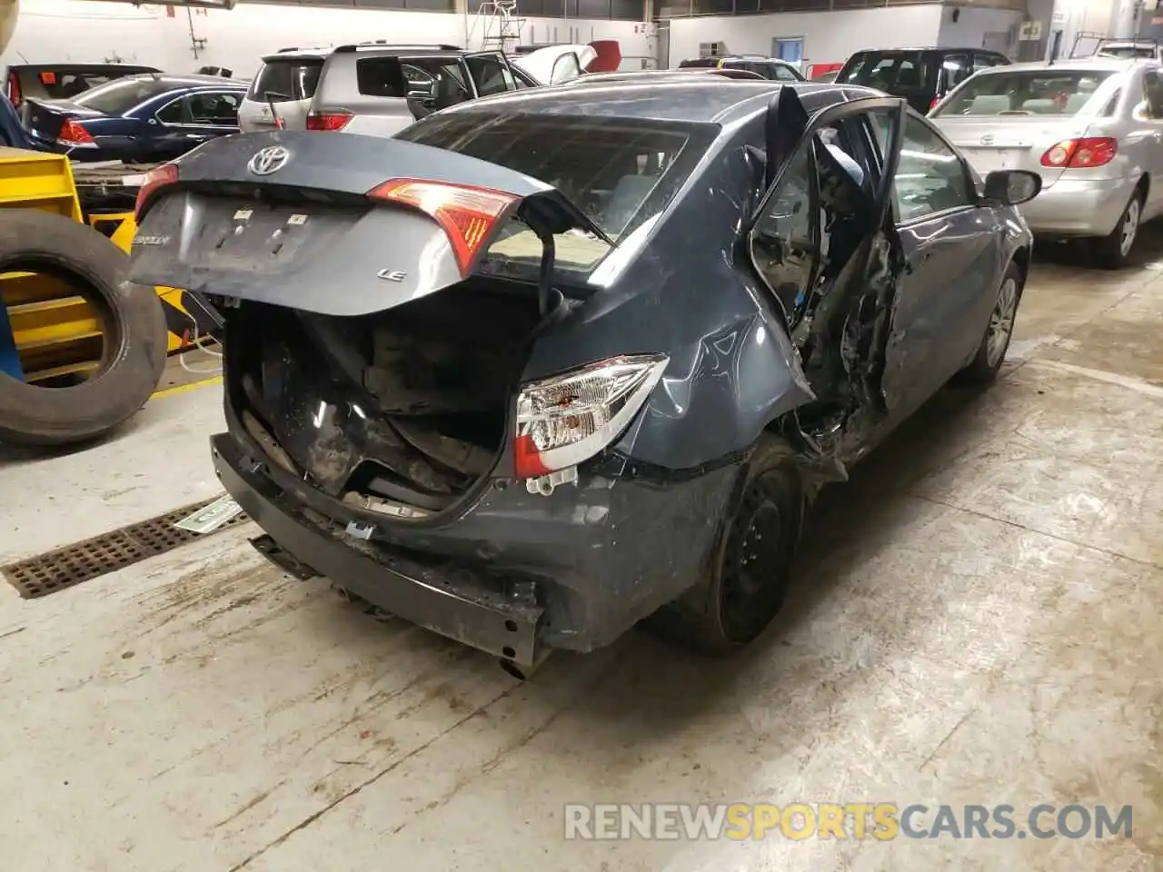 4 Photograph of a damaged car 5YFBURHE1KP930810 TOYOTA COROLLA 2019