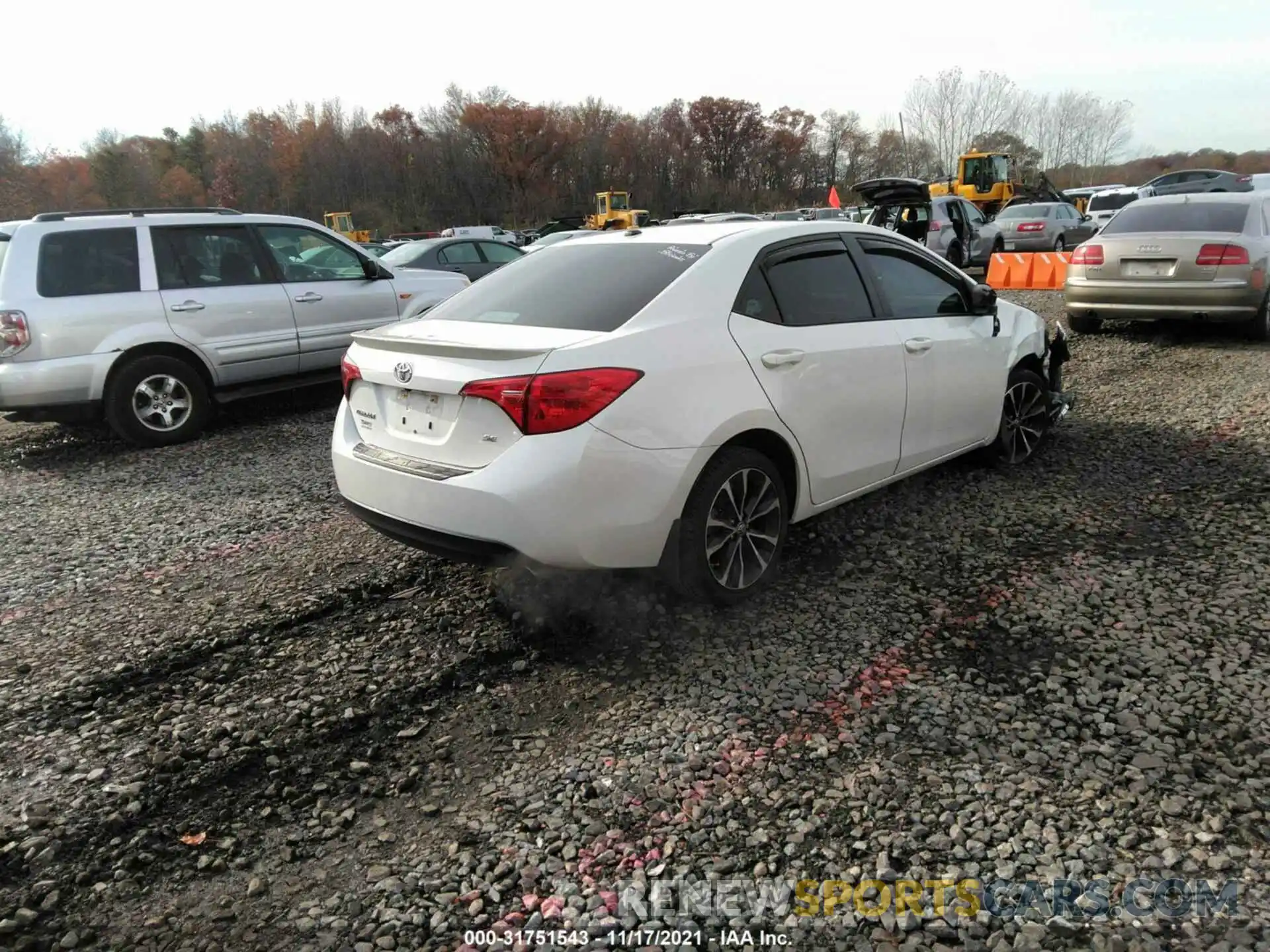 4 Photograph of a damaged car 5YFBURHE1KP931102 TOYOTA COROLLA 2019