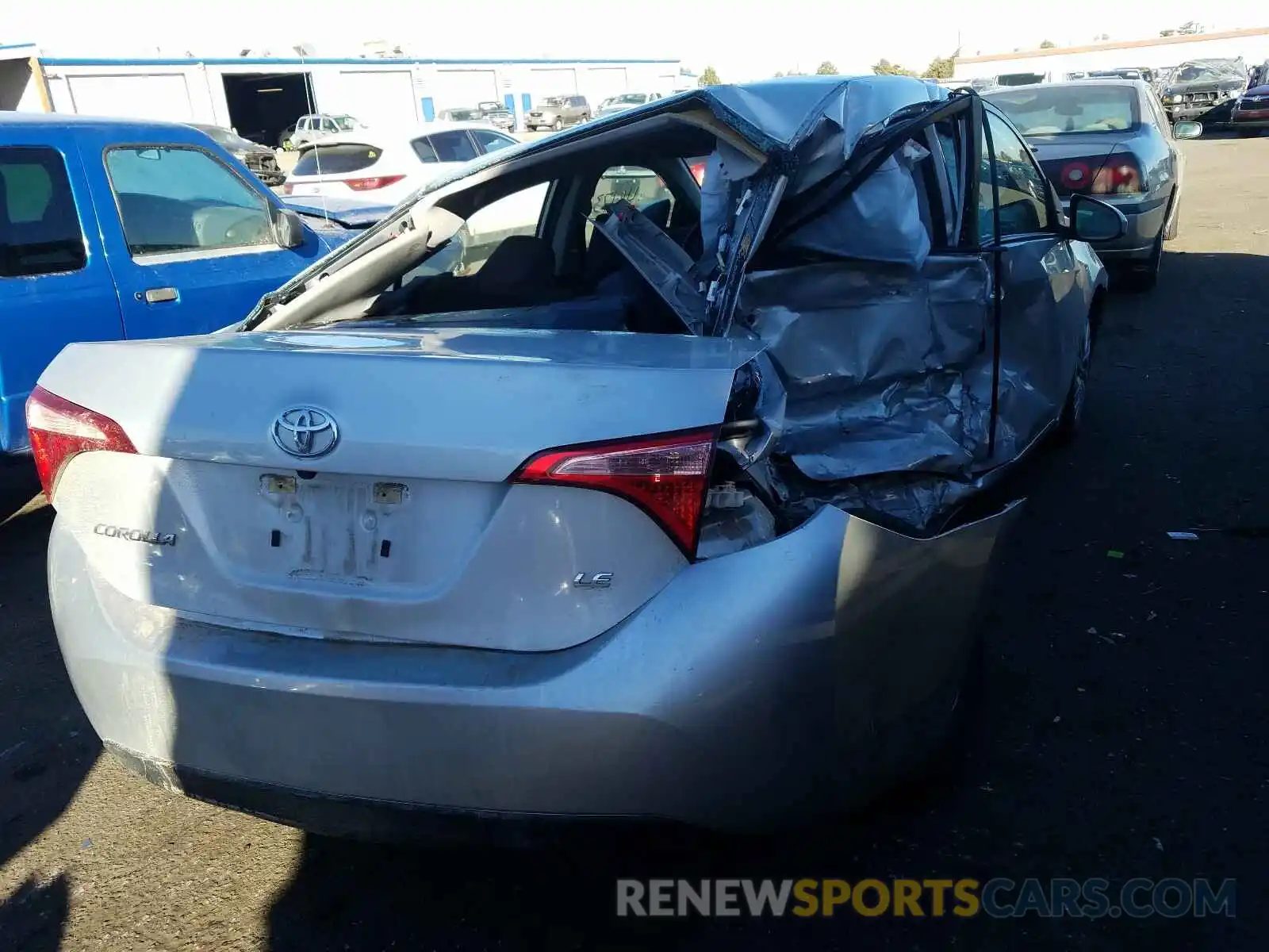 4 Photograph of a damaged car 5YFBURHE1KP931634 TOYOTA COROLLA 2019