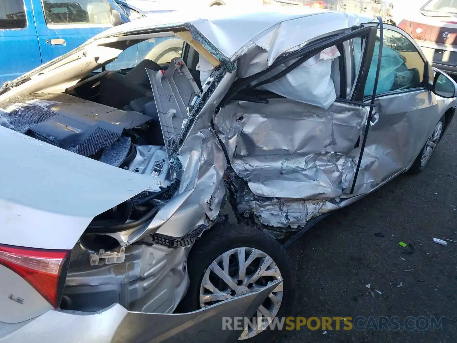 9 Photograph of a damaged car 5YFBURHE1KP931634 TOYOTA COROLLA 2019