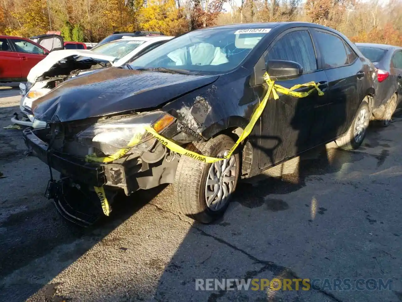 2 Photograph of a damaged car 5YFBURHE1KP932282 TOYOTA COROLLA 2019