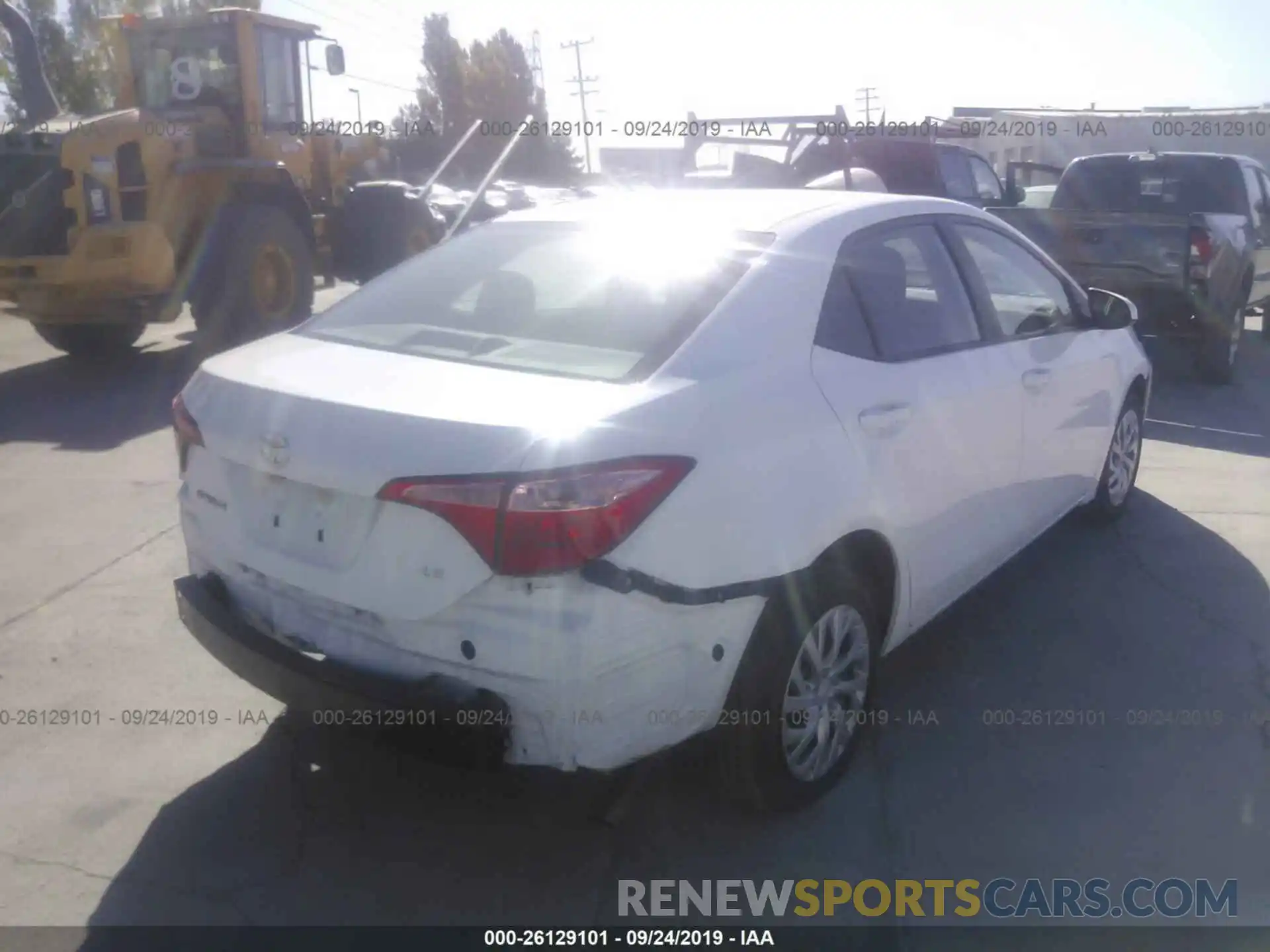 4 Photograph of a damaged car 5YFBURHE1KP932802 TOYOTA COROLLA 2019