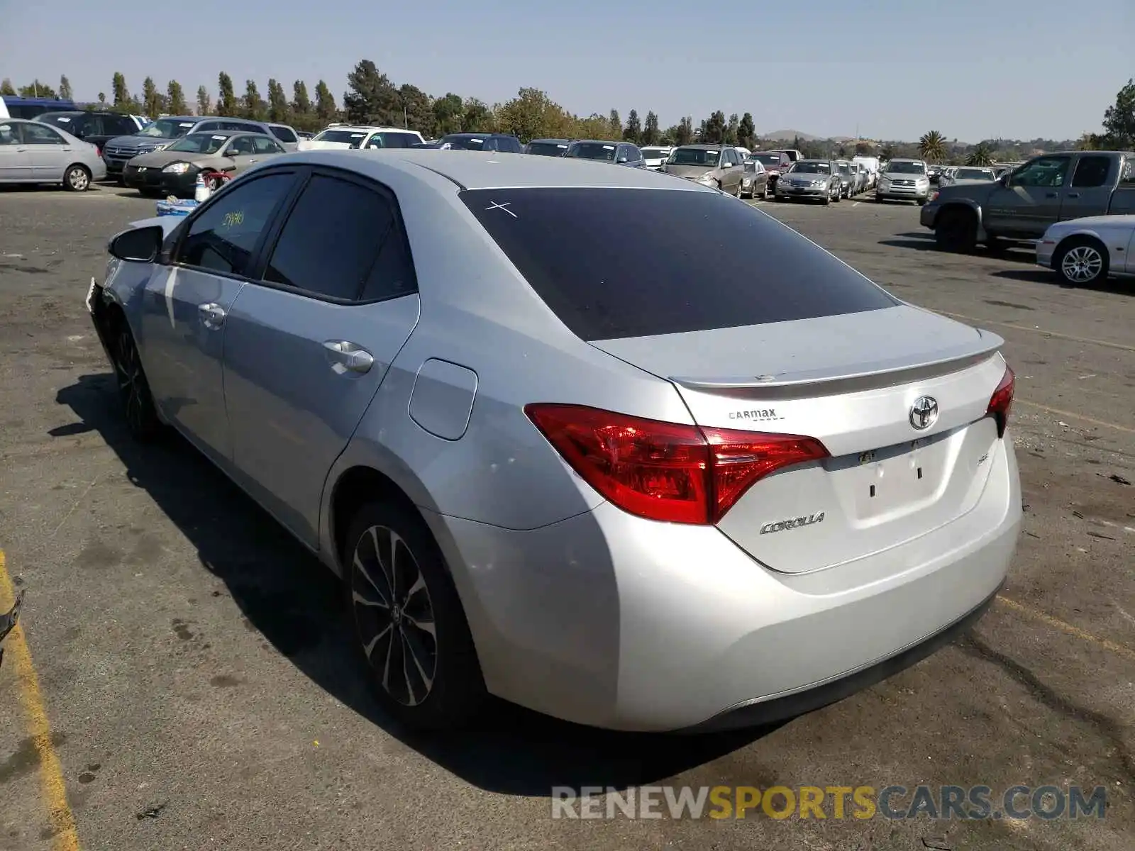 3 Photograph of a damaged car 5YFBURHE1KP932976 TOYOTA COROLLA 2019