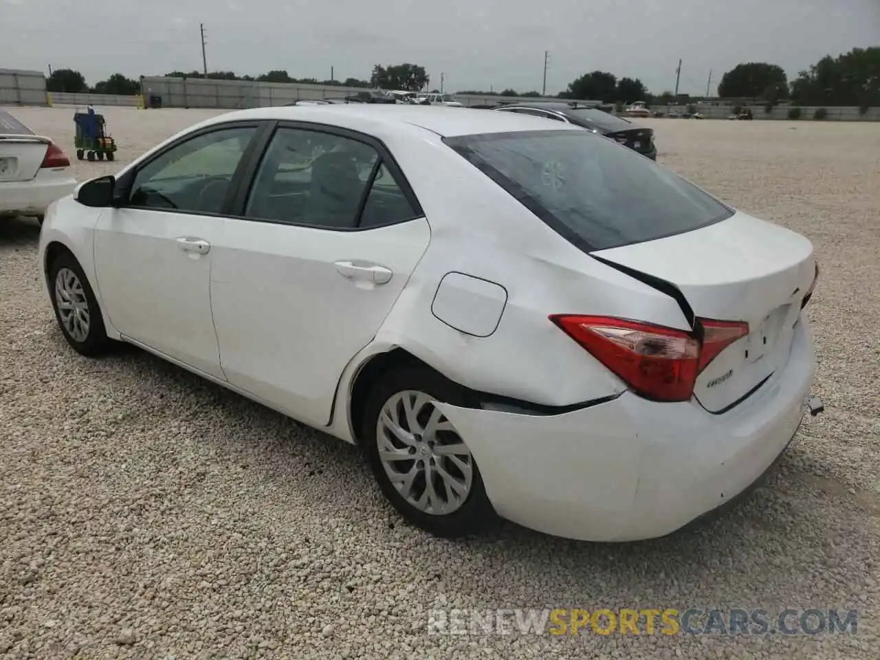 3 Photograph of a damaged car 5YFBURHE1KP933464 TOYOTA COROLLA 2019