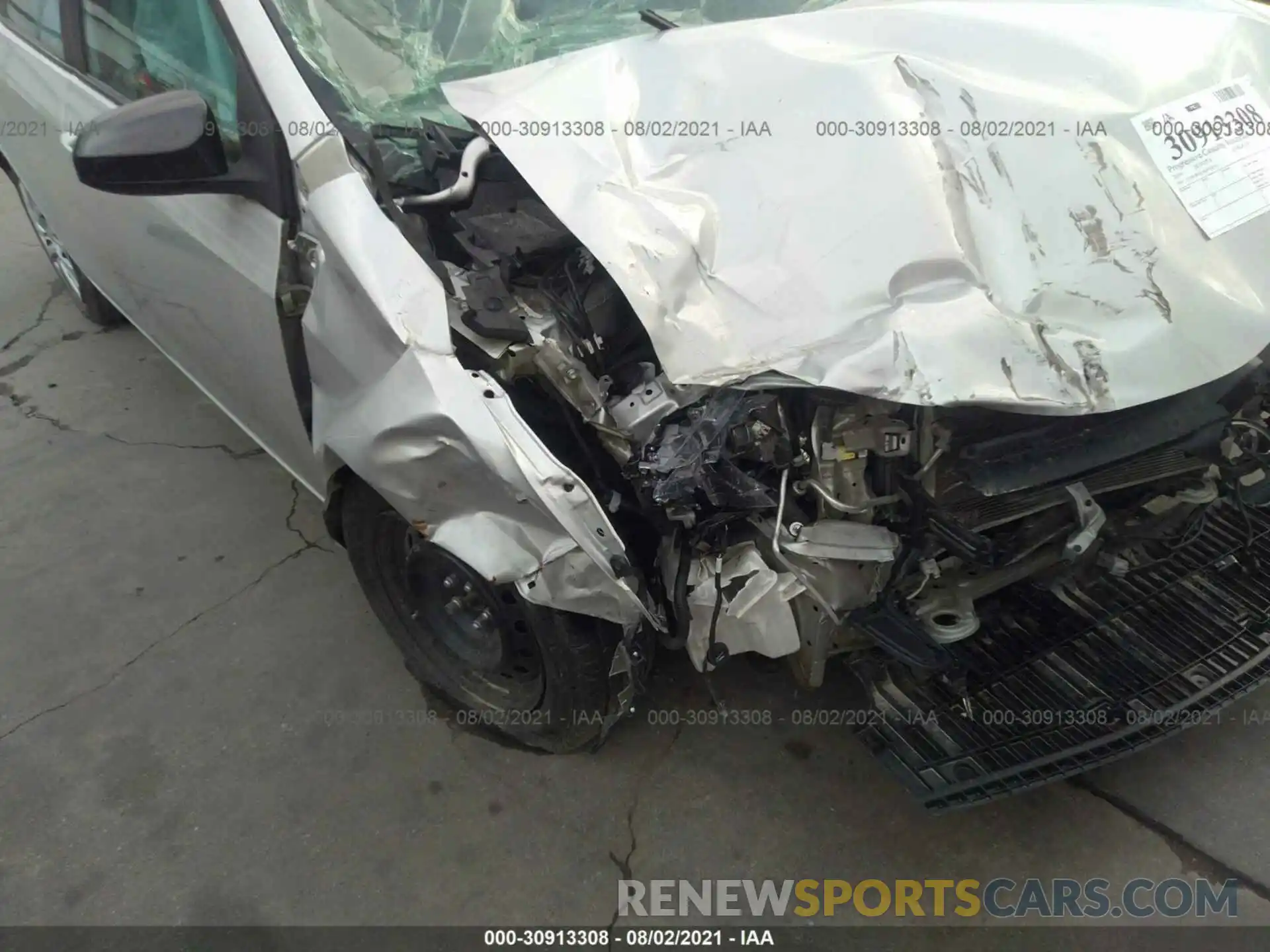 6 Photograph of a damaged car 5YFBURHE1KP934341 TOYOTA COROLLA 2019