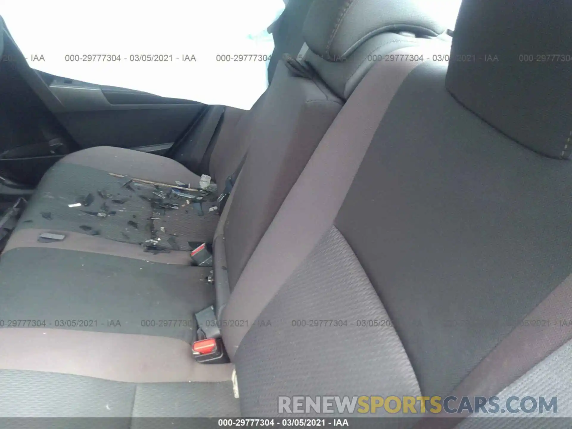 8 Photograph of a damaged car 5YFBURHE1KP935229 TOYOTA COROLLA 2019