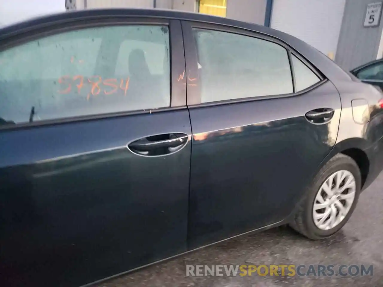 9 Photograph of a damaged car 5YFBURHE1KP935537 TOYOTA COROLLA 2019