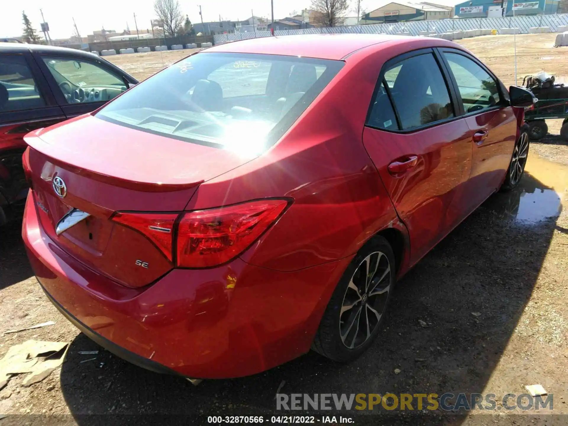 4 Photograph of a damaged car 5YFBURHE1KP935599 TOYOTA COROLLA 2019