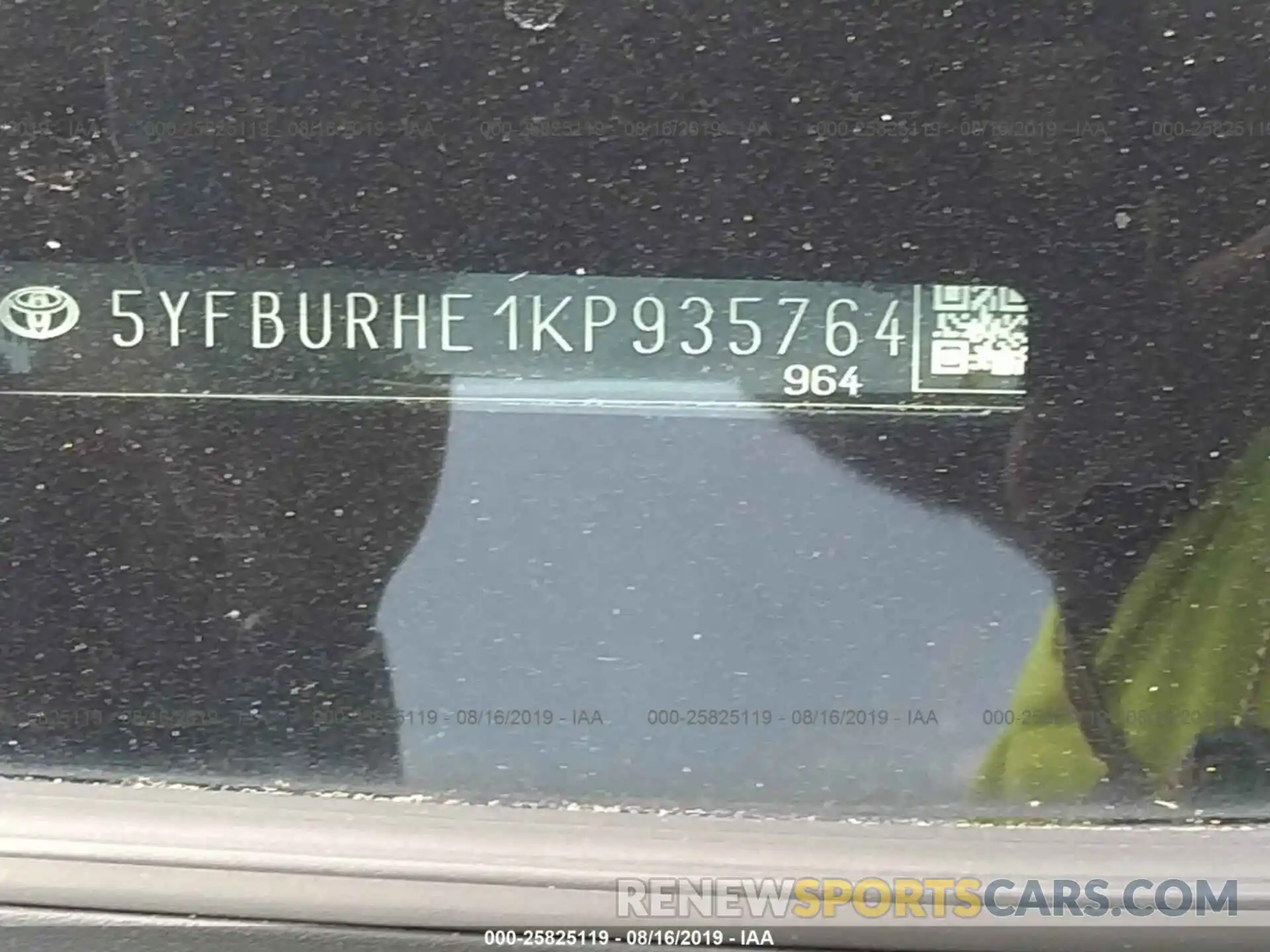 9 Photograph of a damaged car 5YFBURHE1KP935764 TOYOTA COROLLA 2019