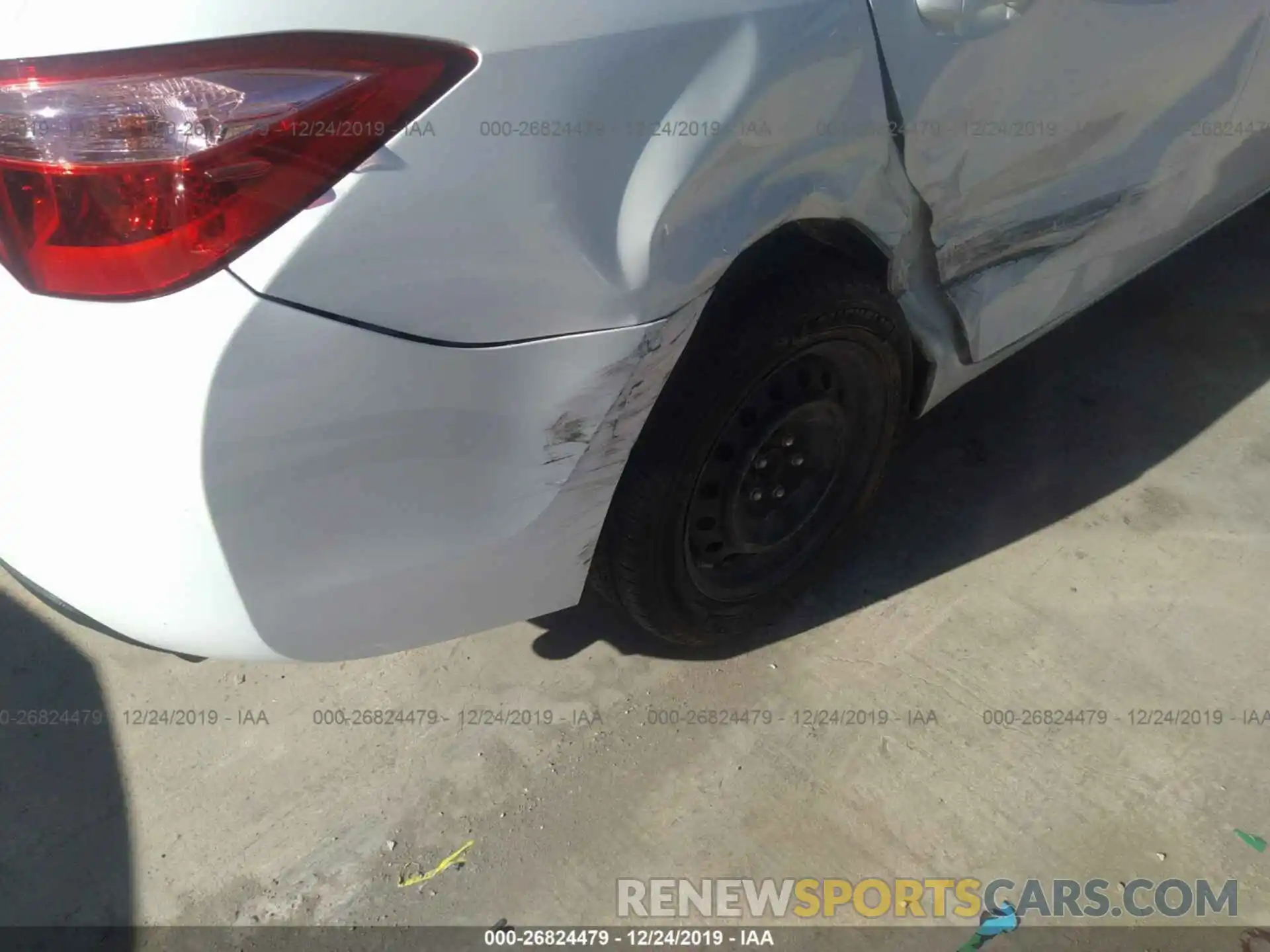 6 Photograph of a damaged car 5YFBURHE1KP935862 TOYOTA COROLLA 2019