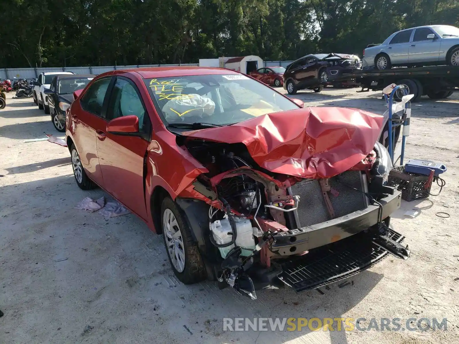 1 Photograph of a damaged car 5YFBURHE1KP936008 TOYOTA COROLLA 2019