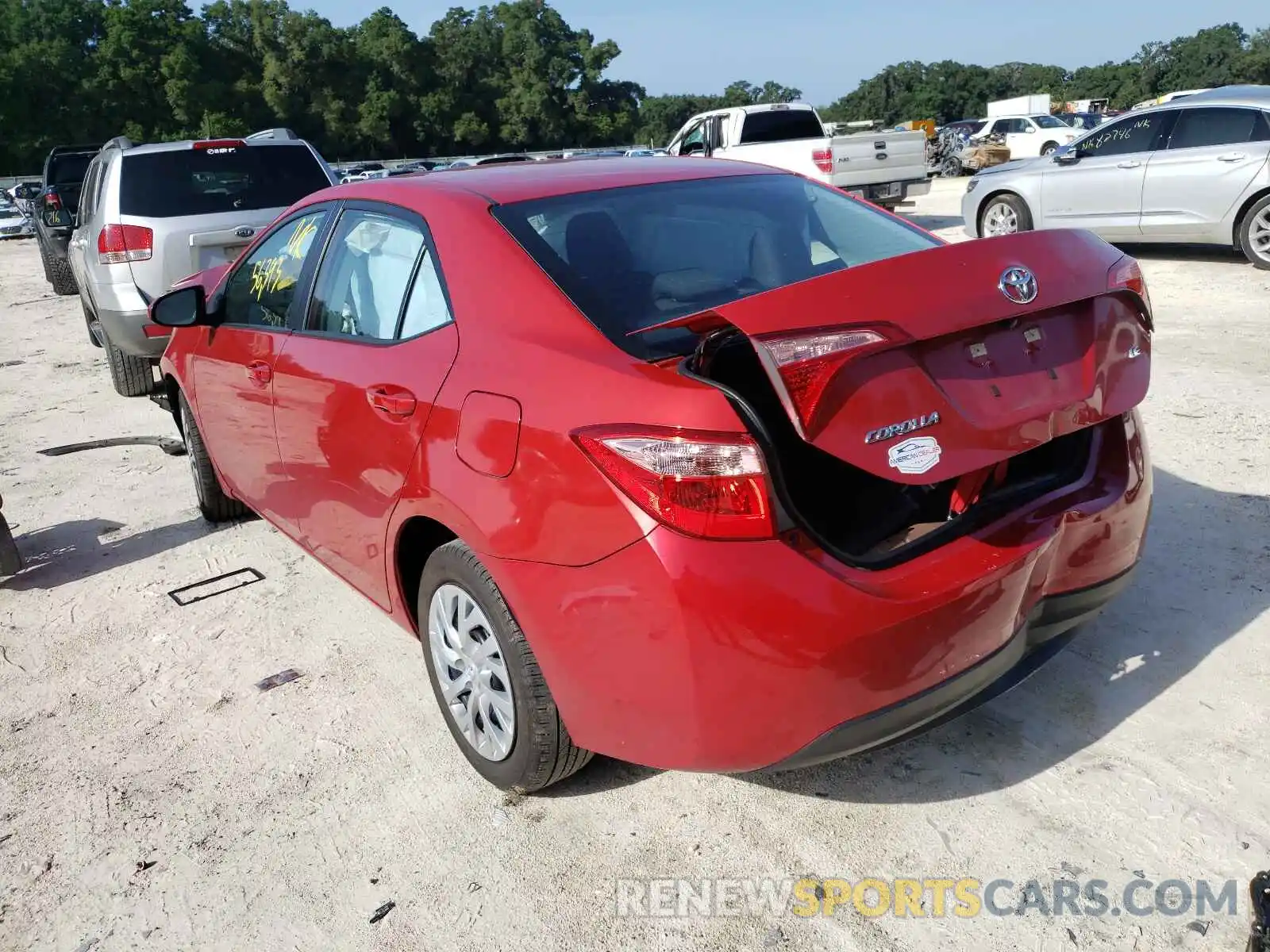 3 Photograph of a damaged car 5YFBURHE1KP936008 TOYOTA COROLLA 2019