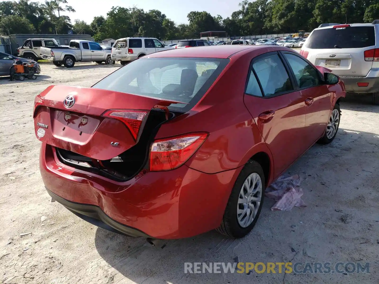 4 Photograph of a damaged car 5YFBURHE1KP936008 TOYOTA COROLLA 2019