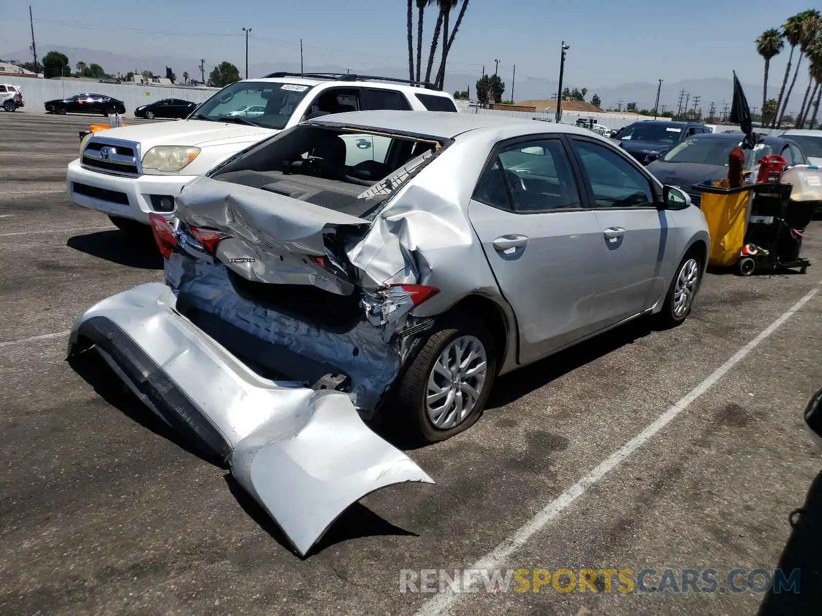 4 Photograph of a damaged car 5YFBURHE1KP936168 TOYOTA COROLLA 2019