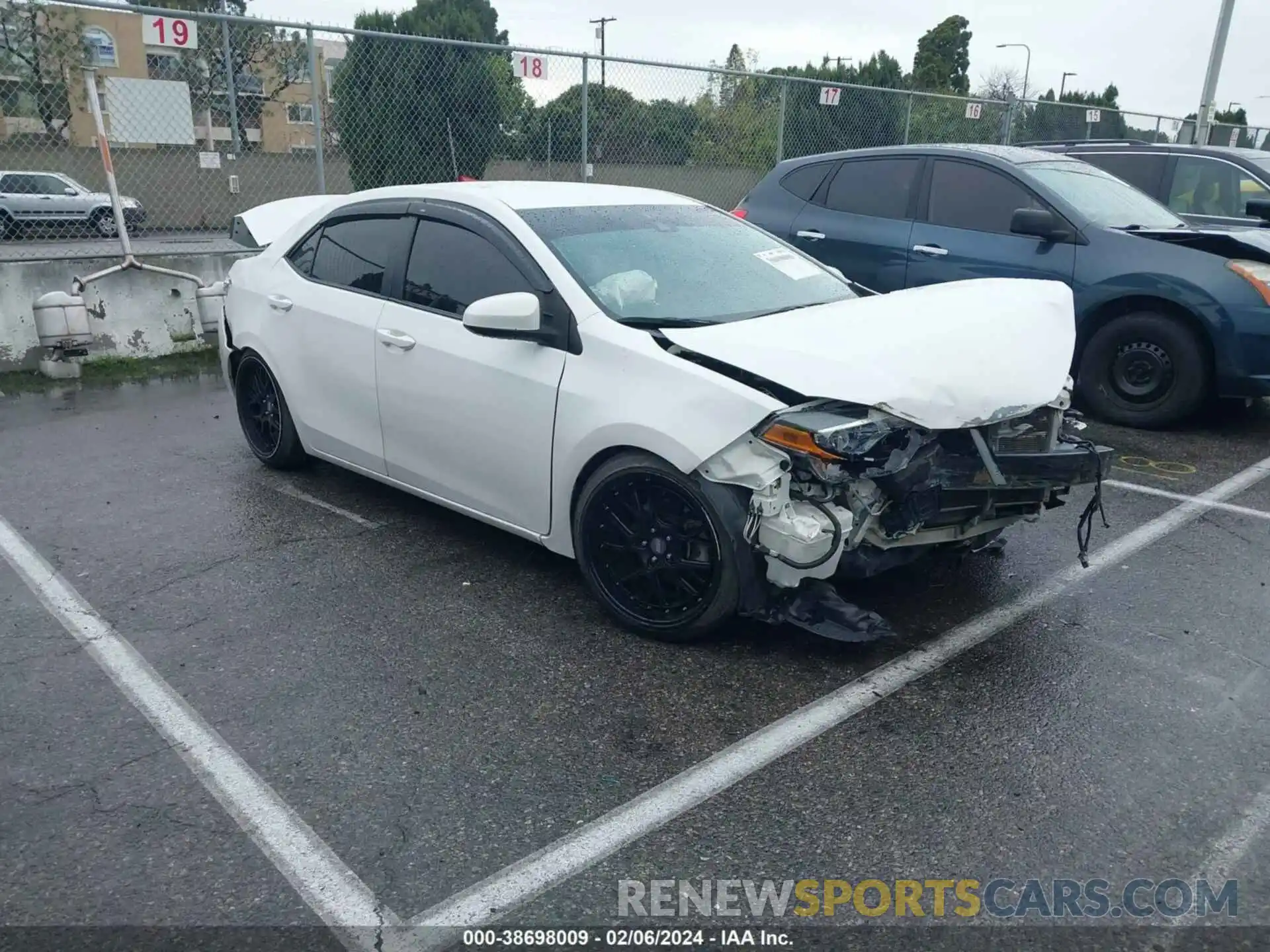 1 Photograph of a damaged car 5YFBURHE1KP936249 TOYOTA COROLLA 2019