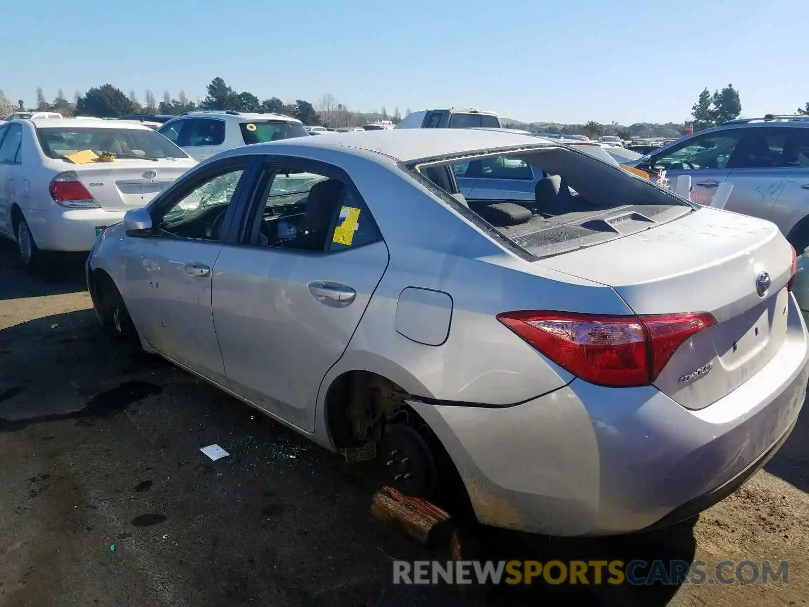 3 Photograph of a damaged car 5YFBURHE1KP936252 TOYOTA COROLLA 2019