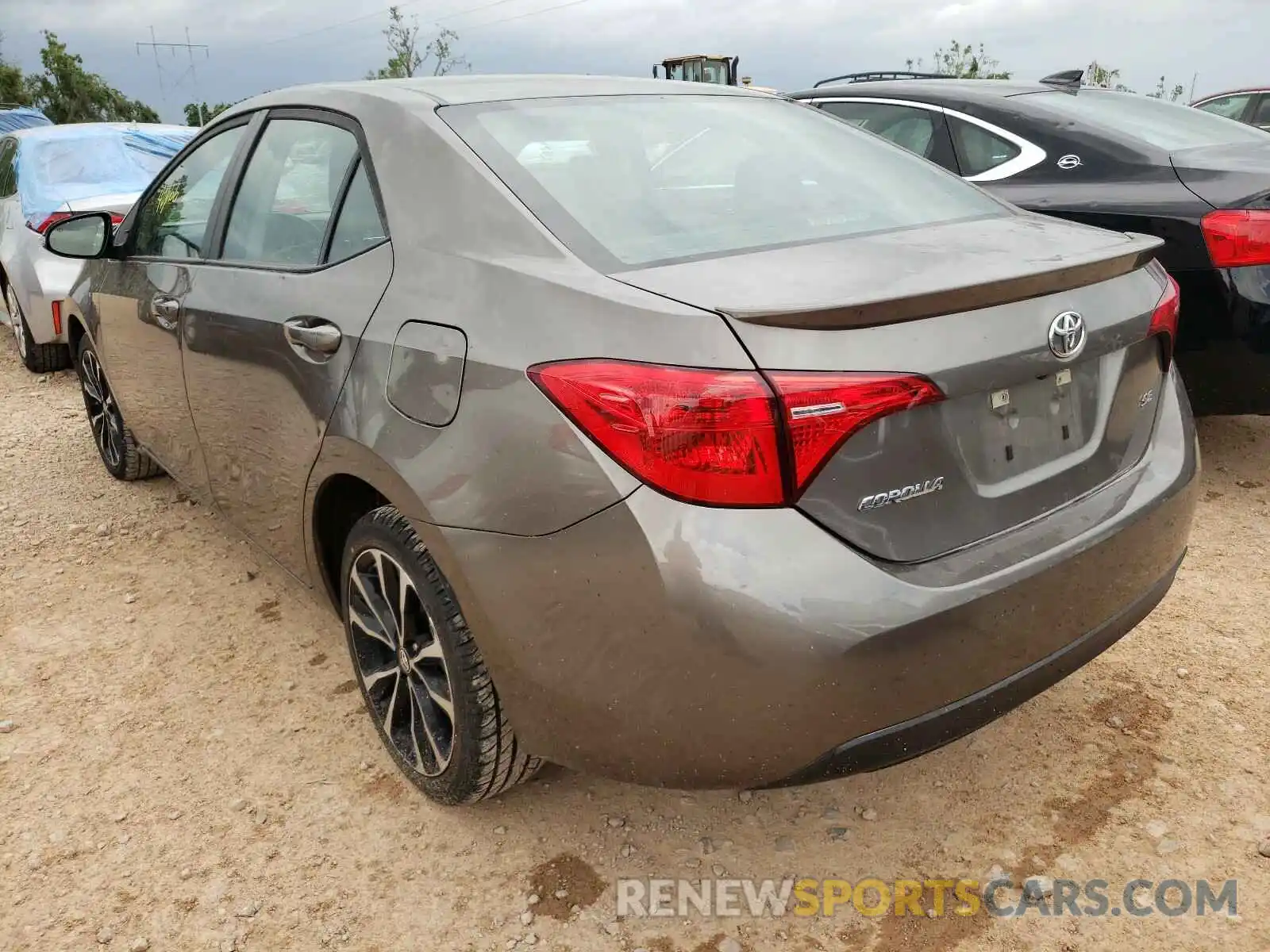 3 Photograph of a damaged car 5YFBURHE1KP936784 TOYOTA COROLLA 2019