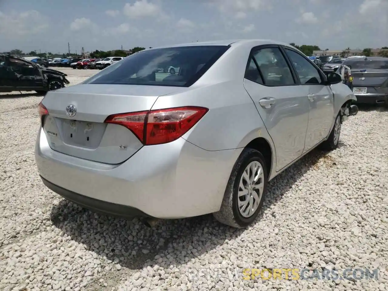 4 Фотография поврежденного автомобиля 5YFBURHE1KP936980 TOYOTA COROLLA 2019