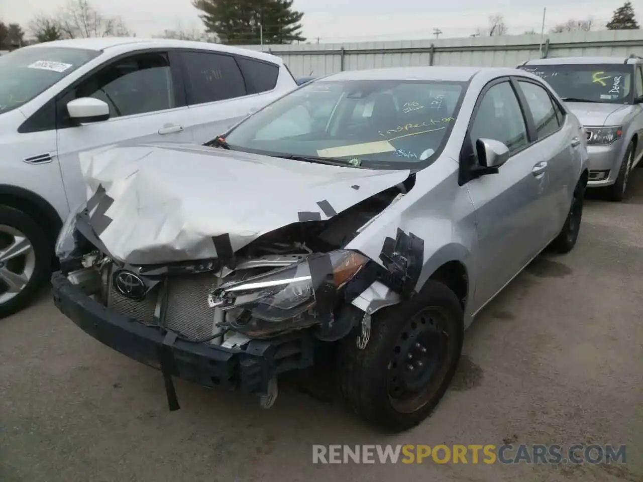 2 Photograph of a damaged car 5YFBURHE1KP937286 TOYOTA COROLLA 2019