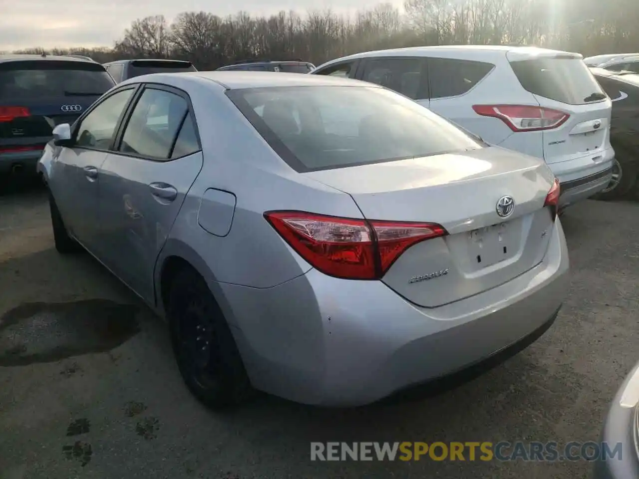 3 Photograph of a damaged car 5YFBURHE1KP937286 TOYOTA COROLLA 2019