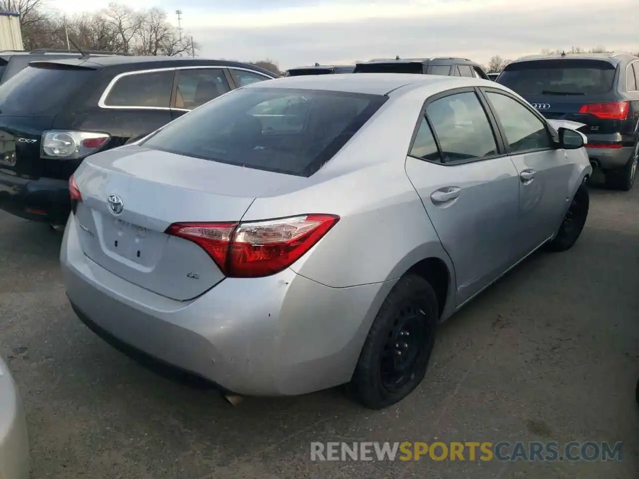 4 Photograph of a damaged car 5YFBURHE1KP937286 TOYOTA COROLLA 2019