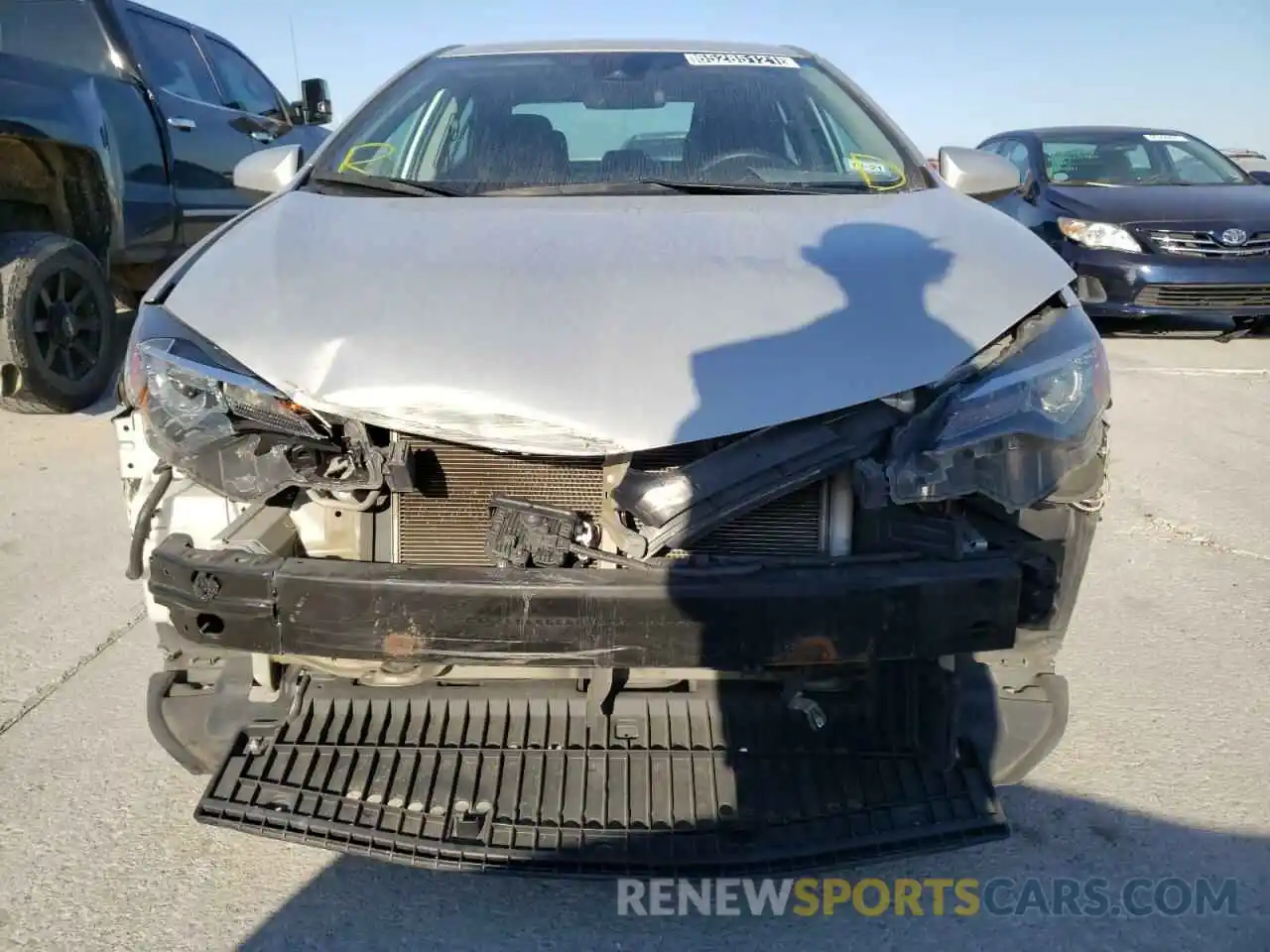 9 Photograph of a damaged car 5YFBURHE1KP937529 TOYOTA COROLLA 2019