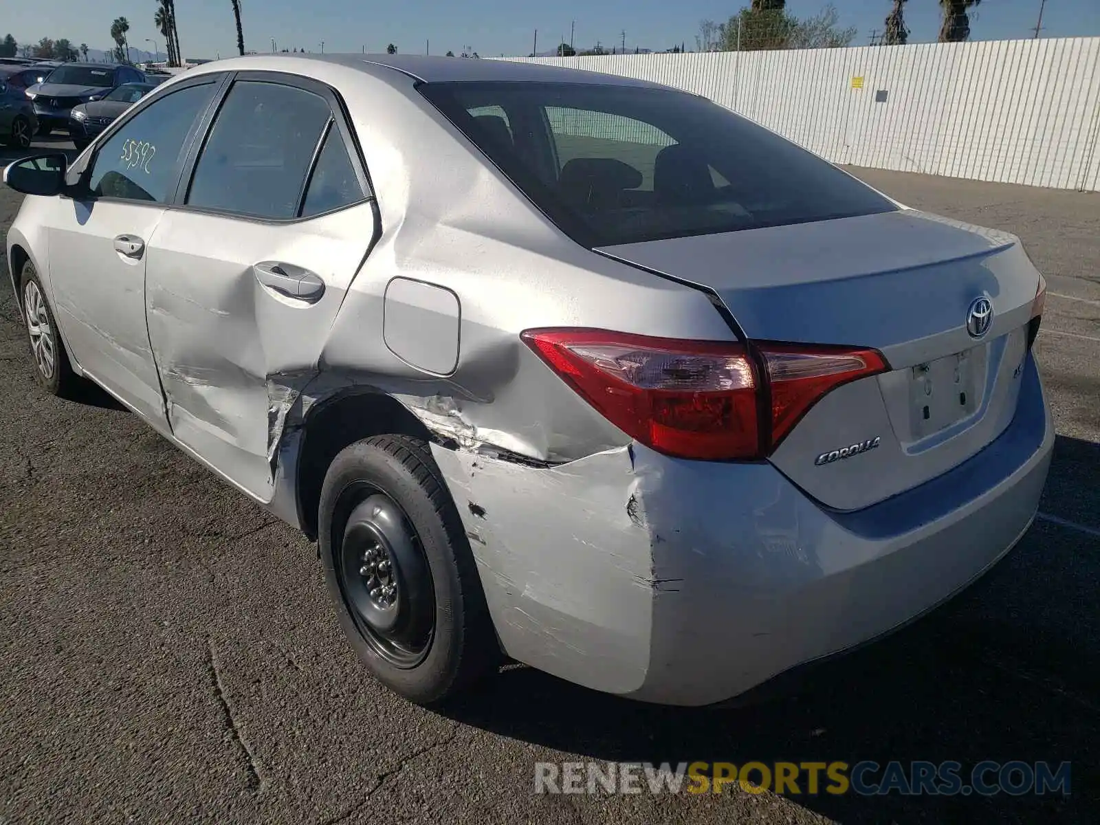 3 Photograph of a damaged car 5YFBURHE1KP937806 TOYOTA COROLLA 2019