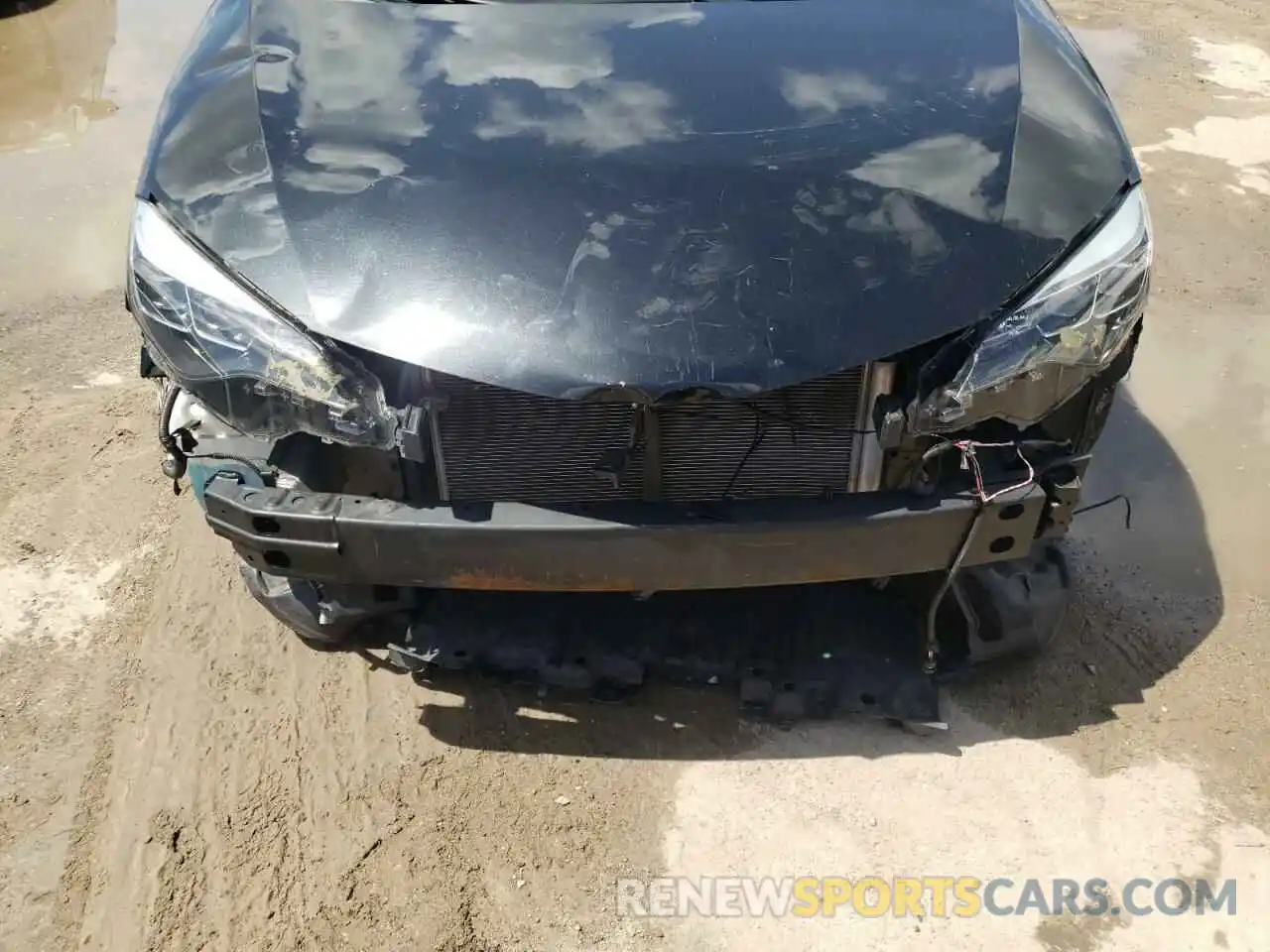 9 Photograph of a damaged car 5YFBURHE1KP938356 TOYOTA COROLLA 2019