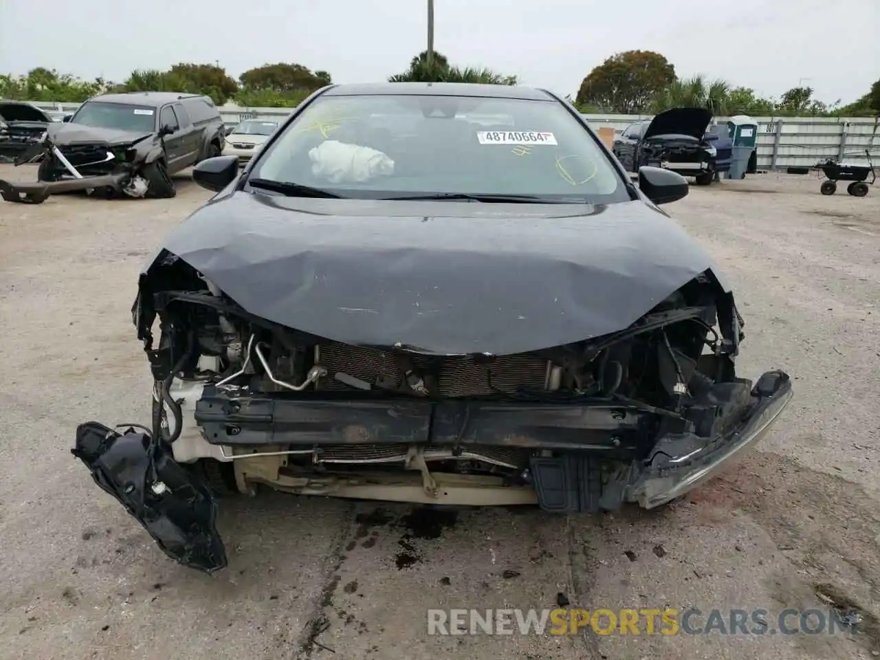 5 Photograph of a damaged car 5YFBURHE1KP938888 TOYOTA COROLLA 2019