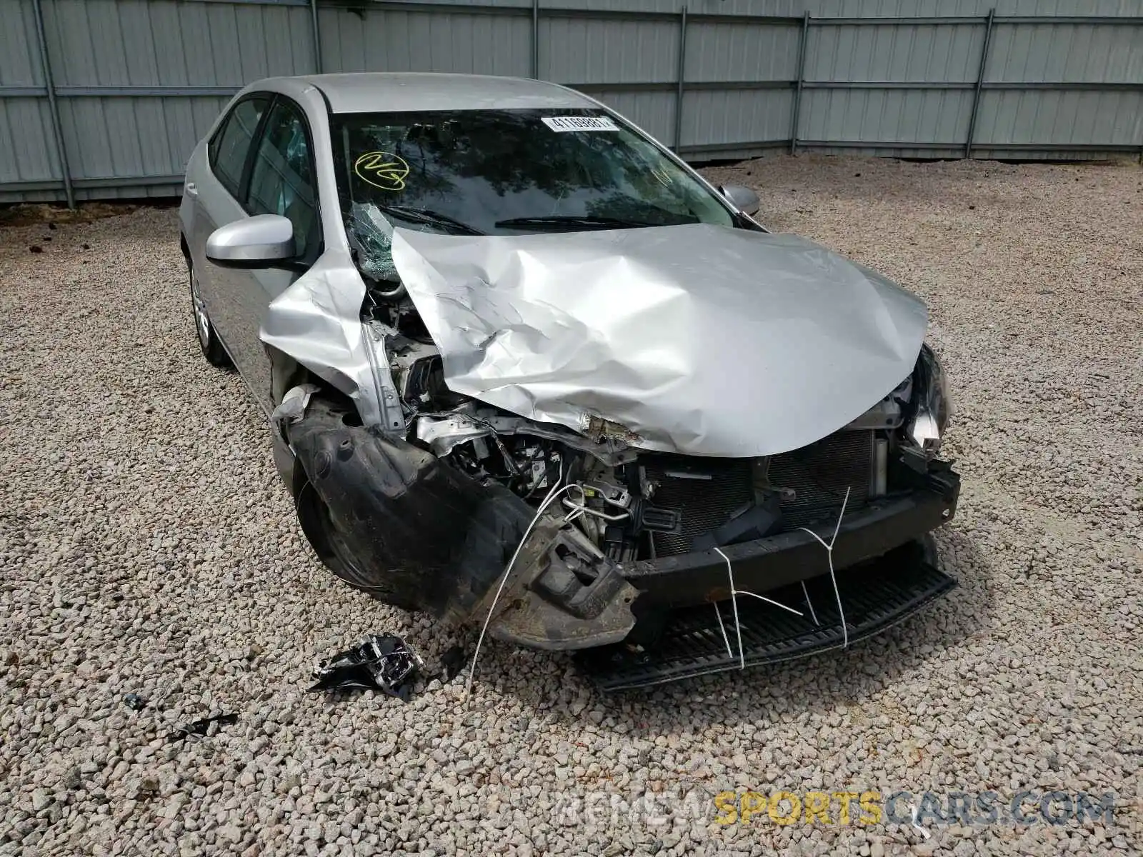 1 Photograph of a damaged car 5YFBURHE1KP939023 TOYOTA COROLLA 2019