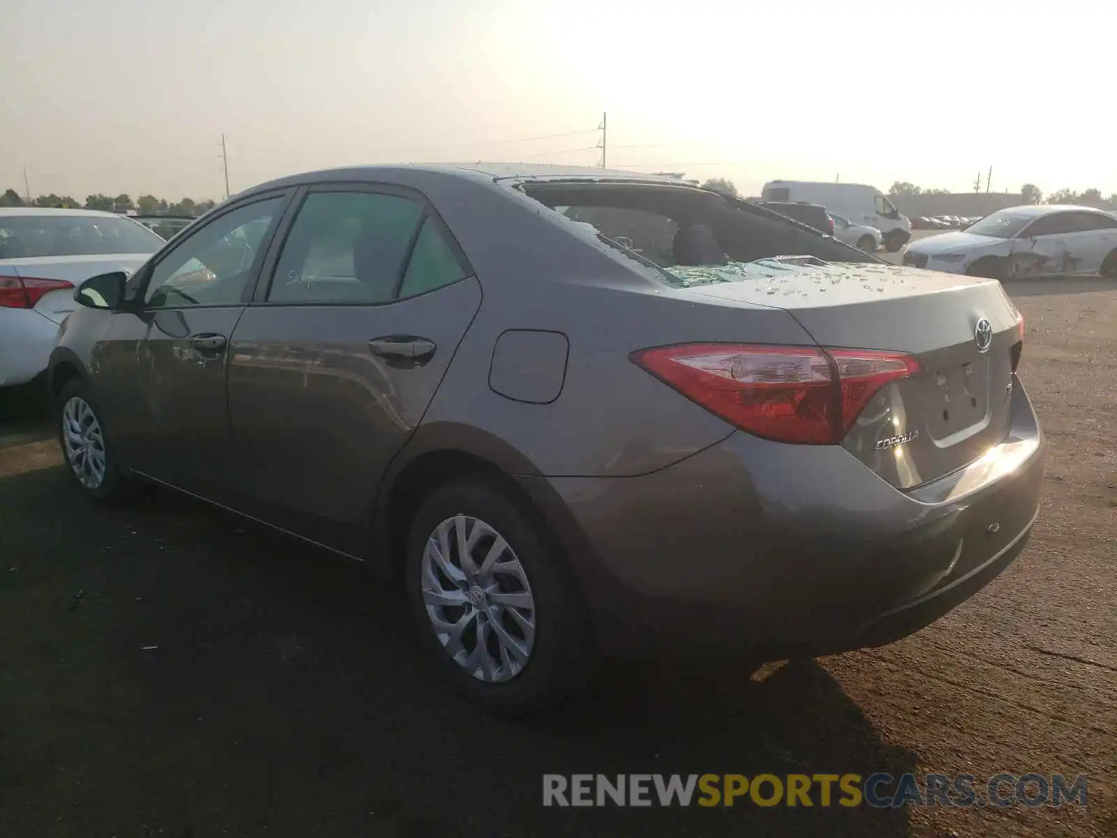 3 Photograph of a damaged car 5YFBURHE1KP939412 TOYOTA COROLLA 2019