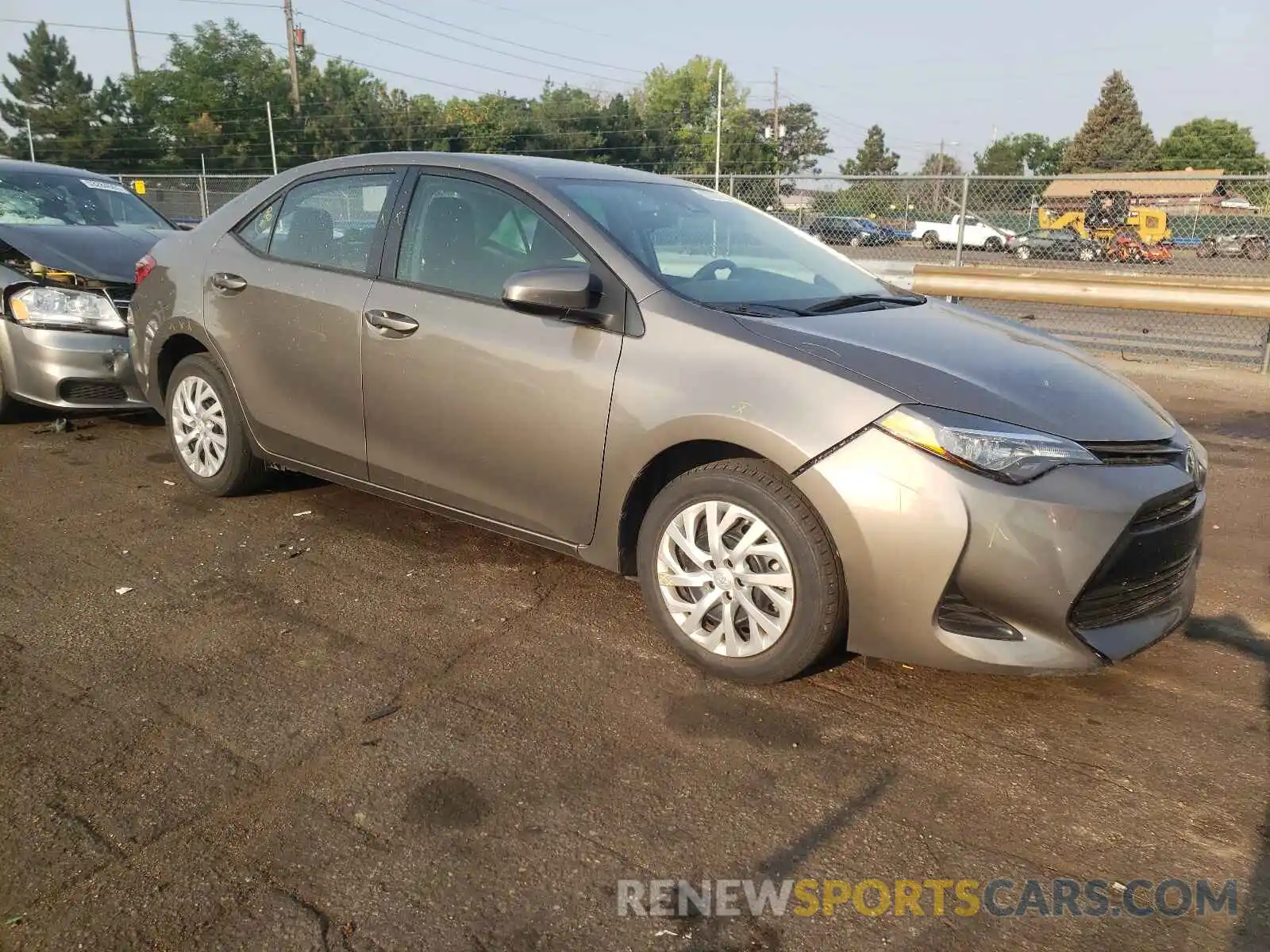 9 Photograph of a damaged car 5YFBURHE1KP939412 TOYOTA COROLLA 2019