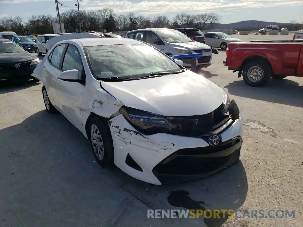 1 Photograph of a damaged car 5YFBURHE1KP939569 TOYOTA COROLLA 2019