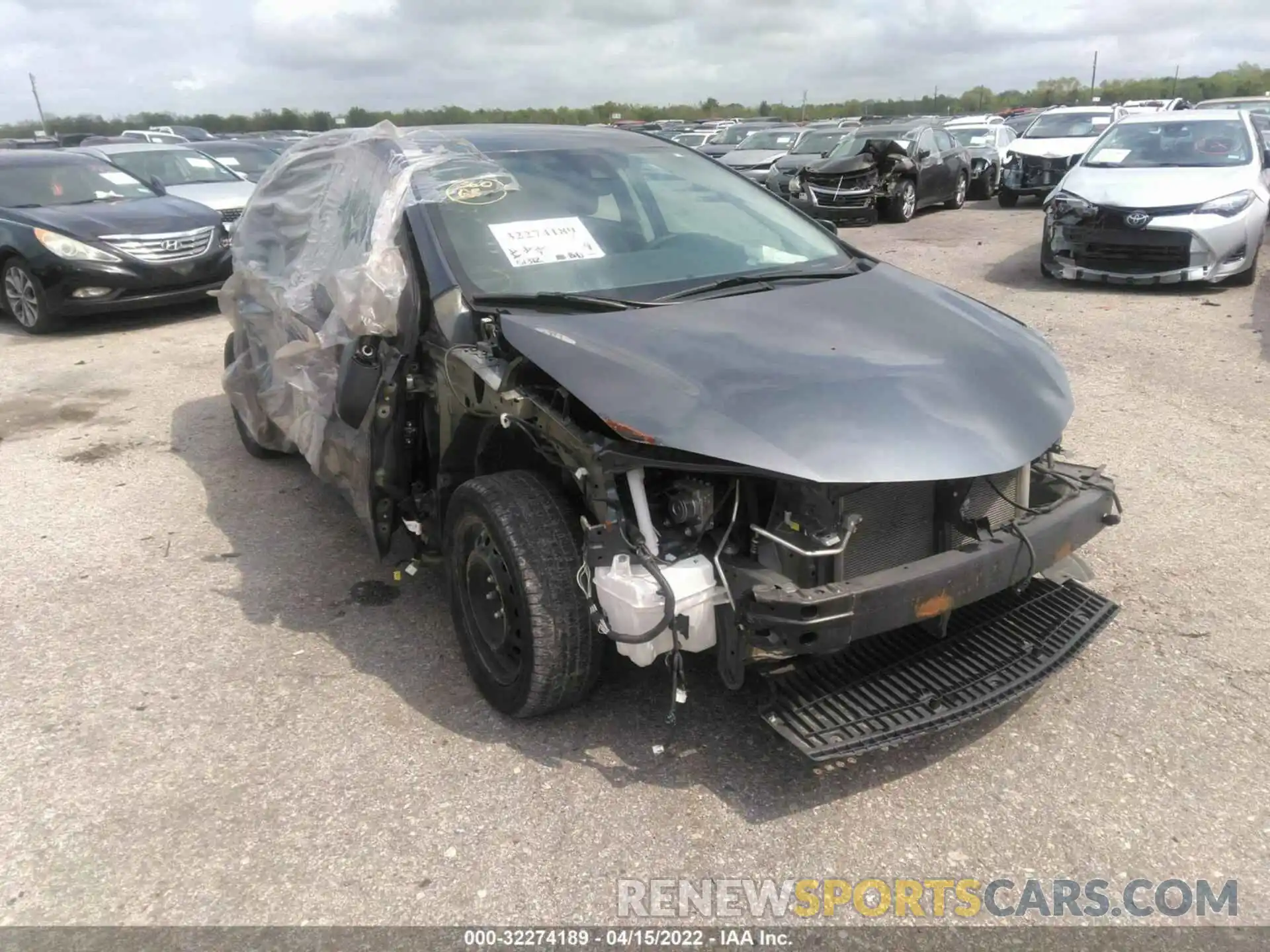 6 Photograph of a damaged car 5YFBURHE1KP939653 TOYOTA COROLLA 2019