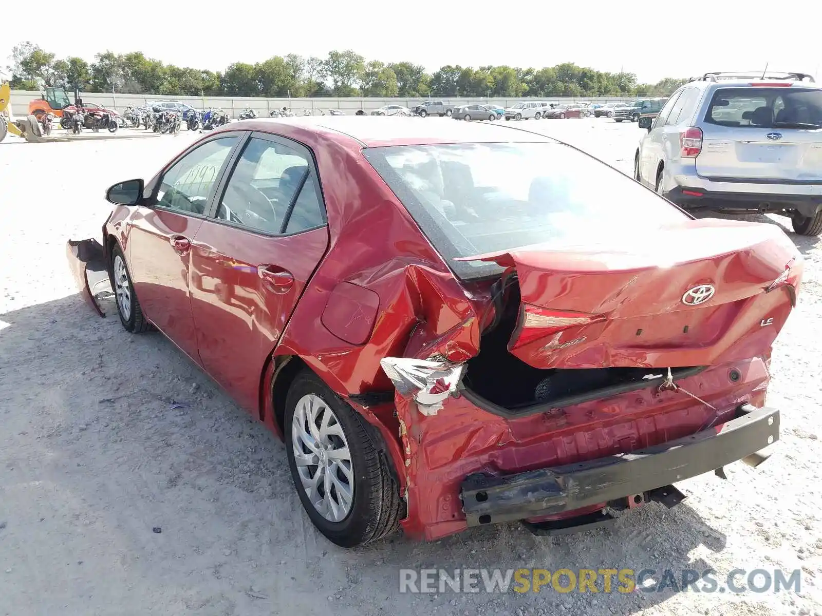 3 Photograph of a damaged car 5YFBURHE1KP940284 TOYOTA COROLLA 2019