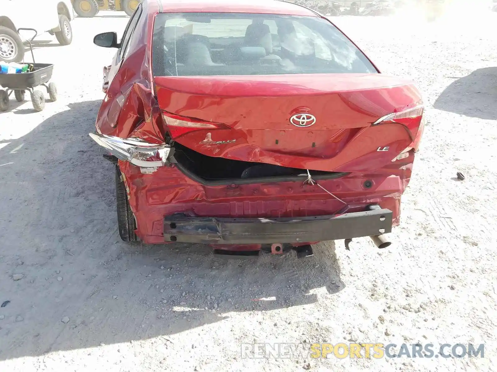 9 Photograph of a damaged car 5YFBURHE1KP940284 TOYOTA COROLLA 2019