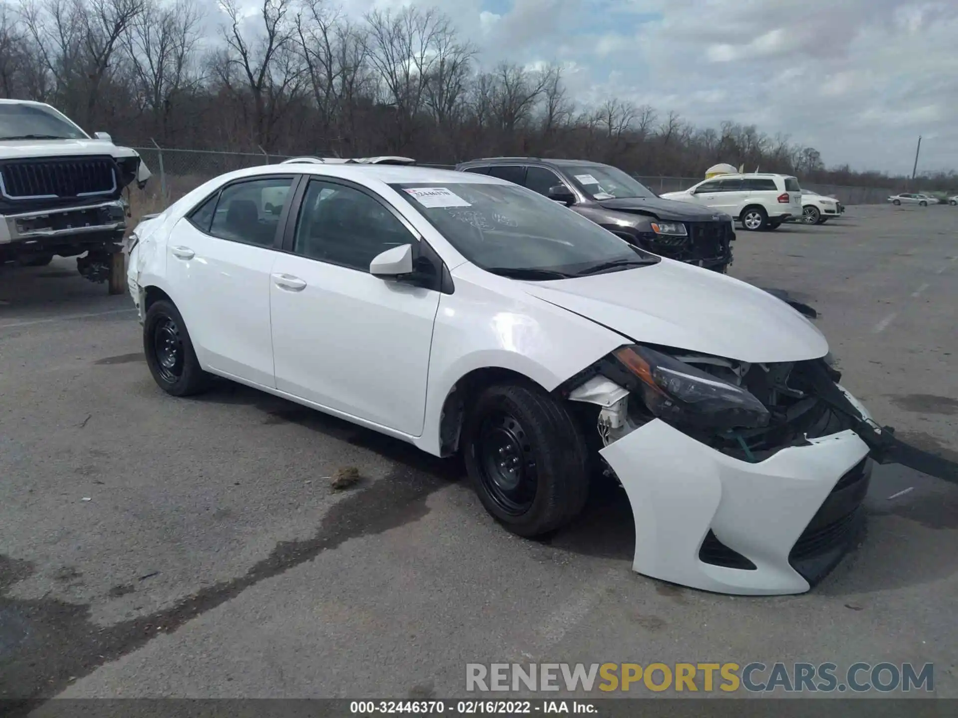 1 Photograph of a damaged car 5YFBURHE1KP940849 TOYOTA COROLLA 2019