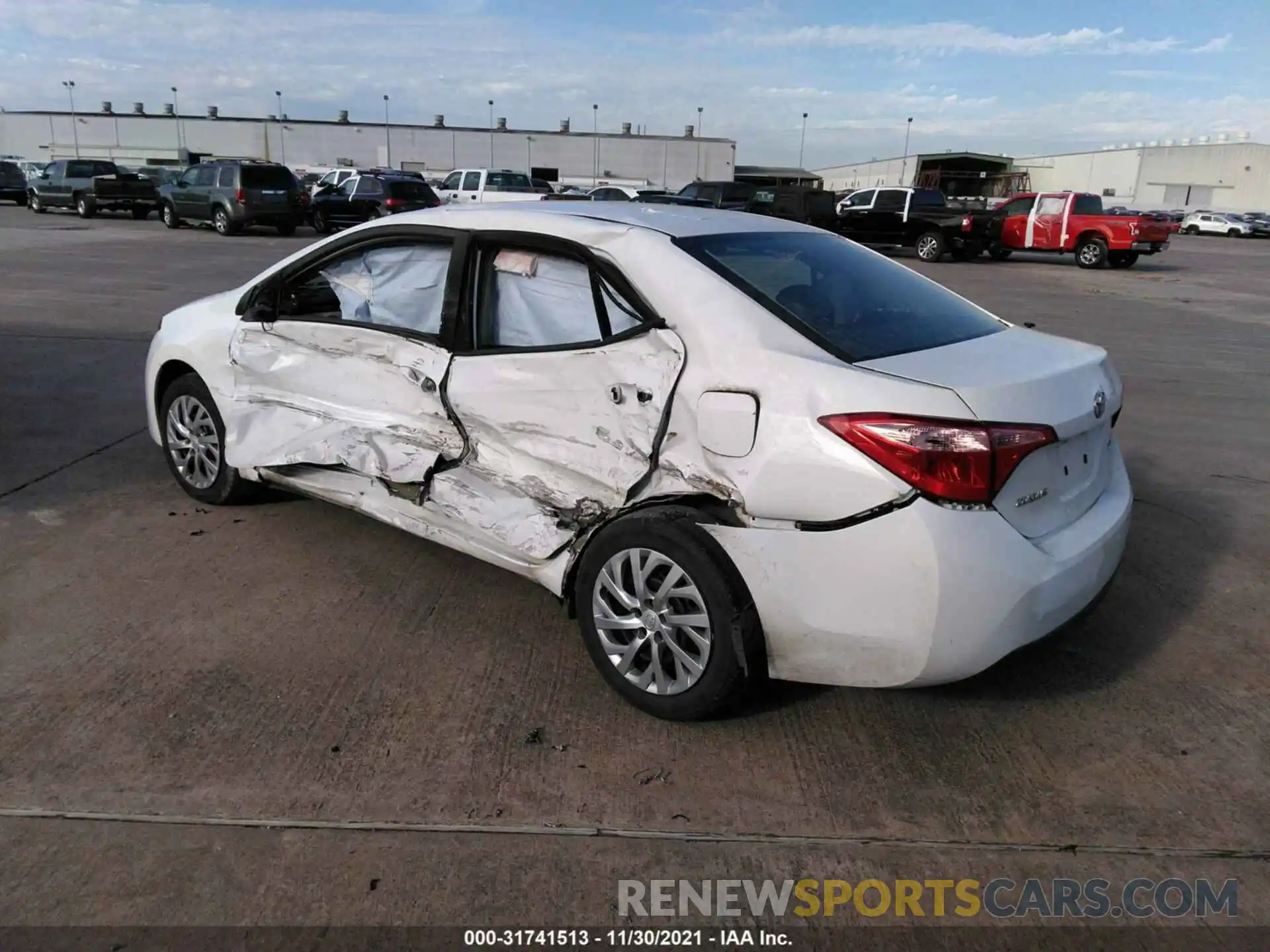 3 Photograph of a damaged car 5YFBURHE1KP941497 TOYOTA COROLLA 2019