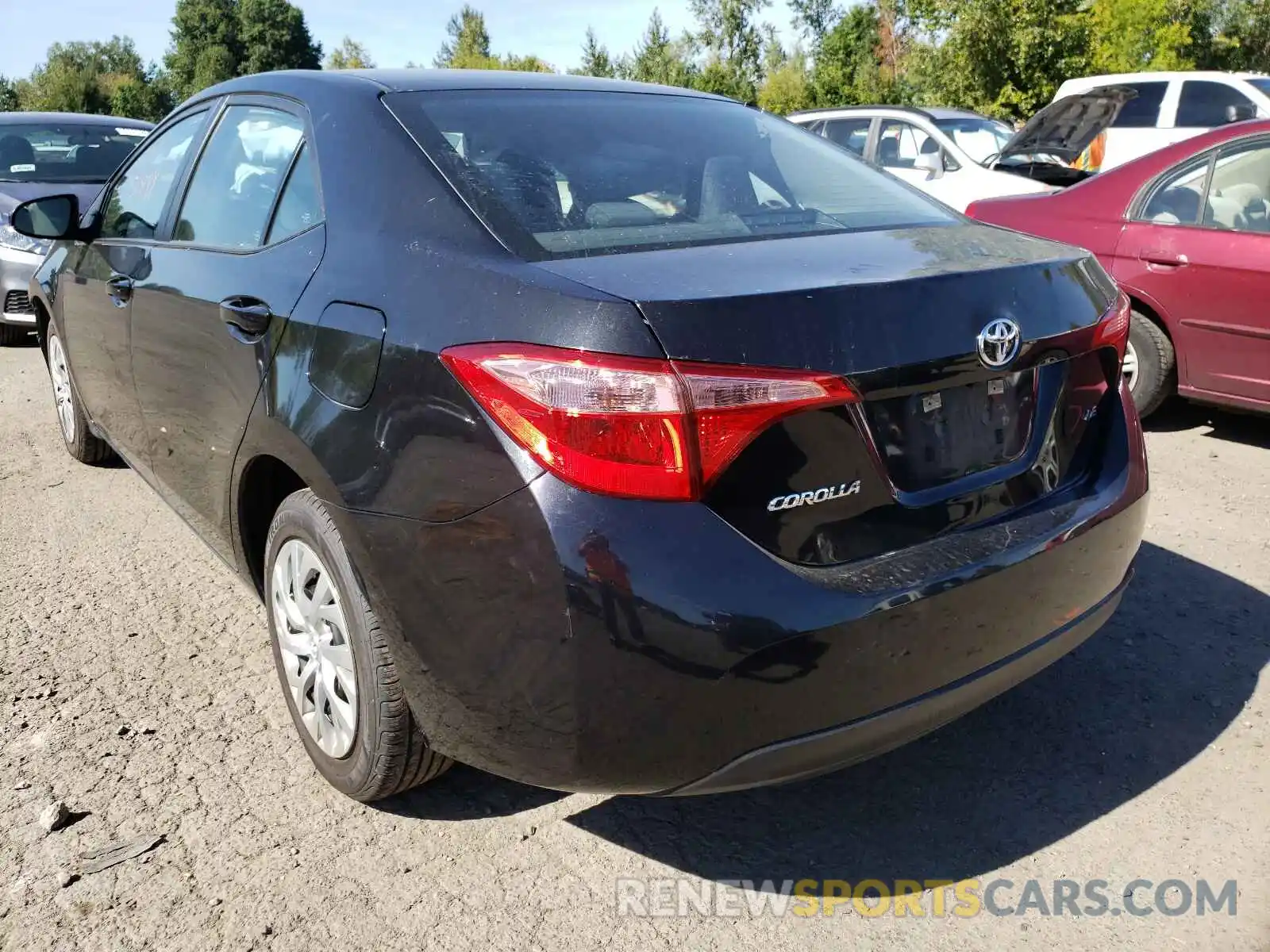 3 Photograph of a damaged car 5YFBURHE1KP941614 TOYOTA COROLLA 2019