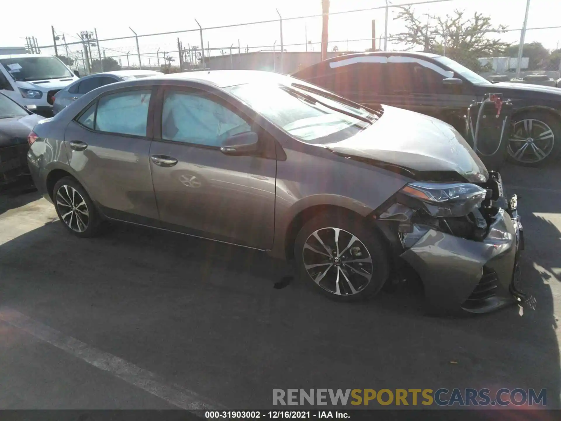 1 Photograph of a damaged car 5YFBURHE1KP941628 TOYOTA COROLLA 2019