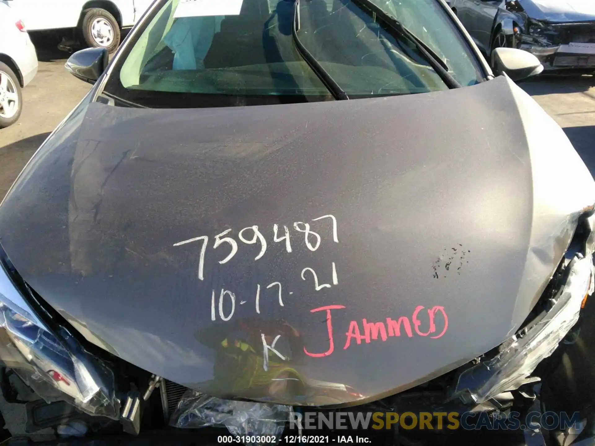 10 Photograph of a damaged car 5YFBURHE1KP941628 TOYOTA COROLLA 2019