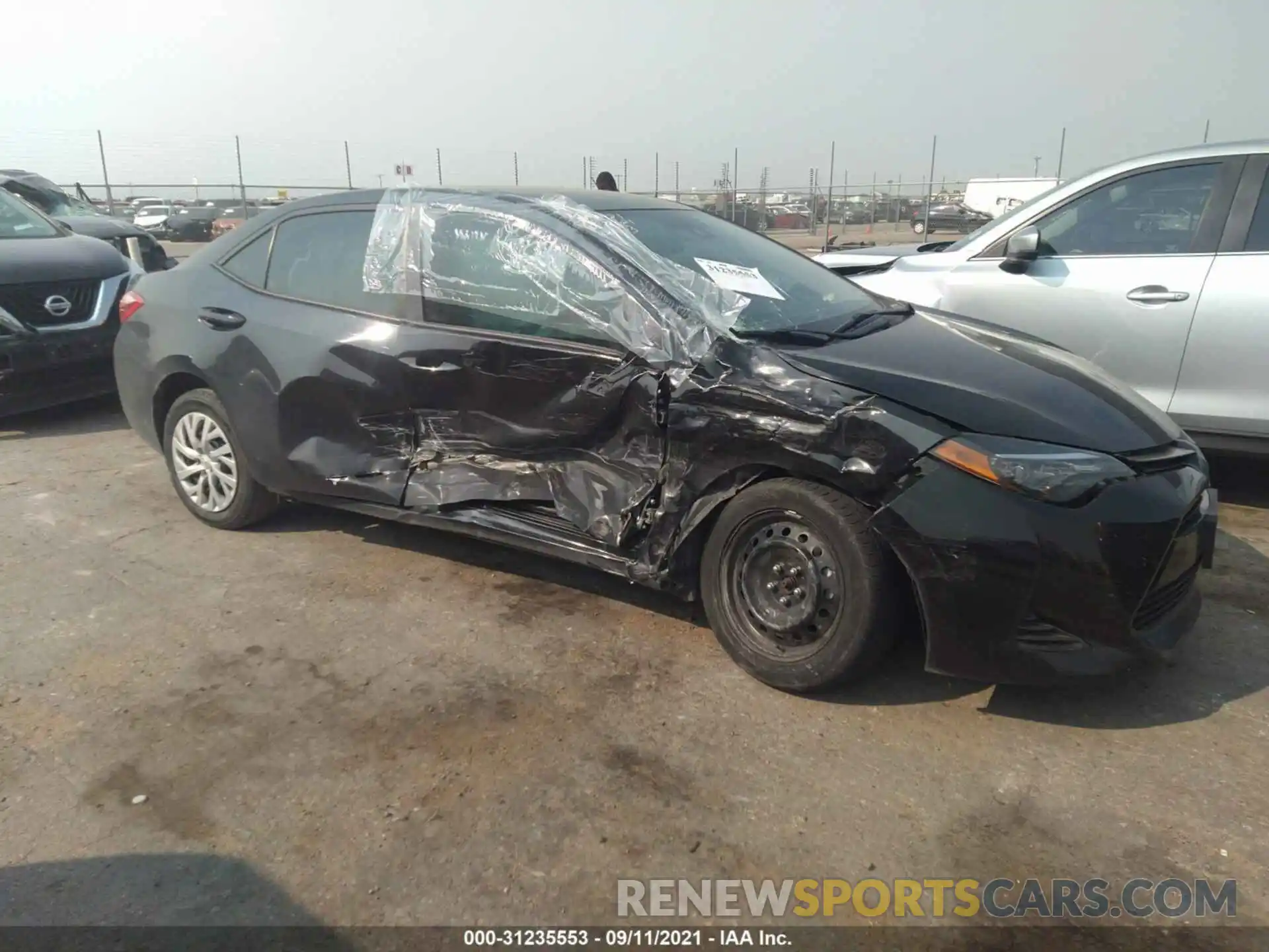 1 Photograph of a damaged car 5YFBURHE1KP942178 TOYOTA COROLLA 2019