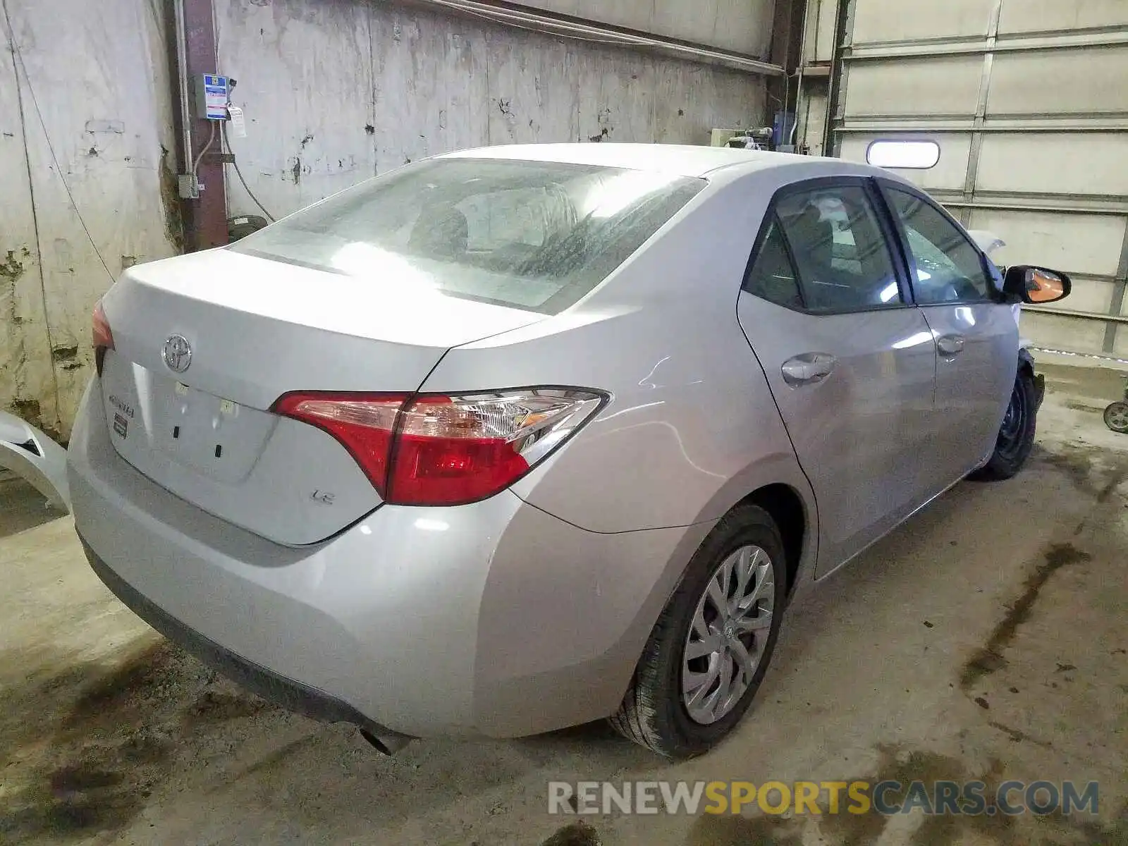 4 Photograph of a damaged car 5YFBURHE1KP942262 TOYOTA COROLLA 2019