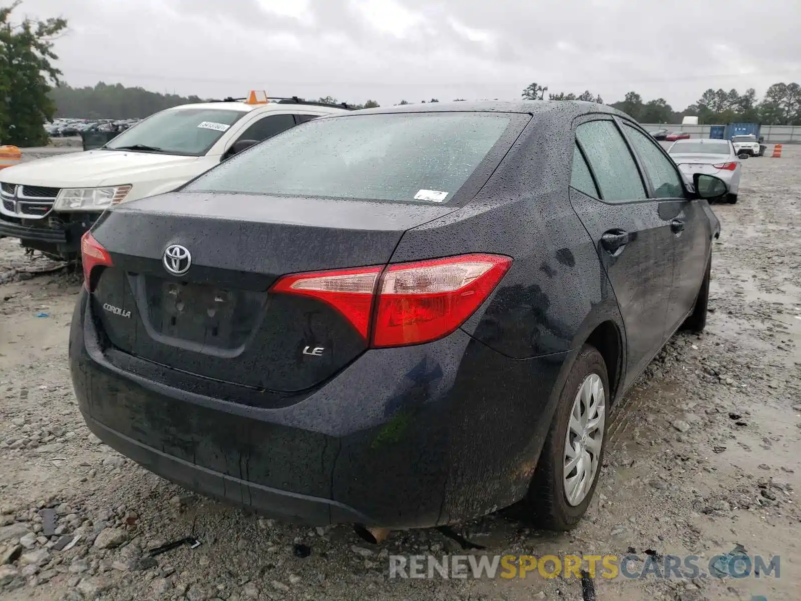 4 Photograph of a damaged car 5YFBURHE1KP942942 TOYOTA COROLLA 2019