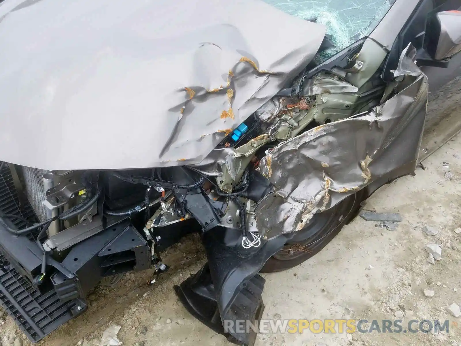 9 Photograph of a damaged car 5YFBURHE1KP943170 TOYOTA COROLLA 2019