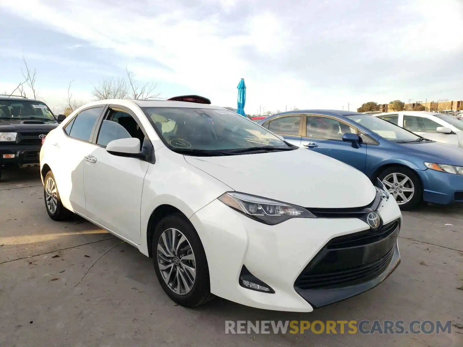 1 Photograph of a damaged car 5YFBURHE1KP943668 TOYOTA COROLLA 2019